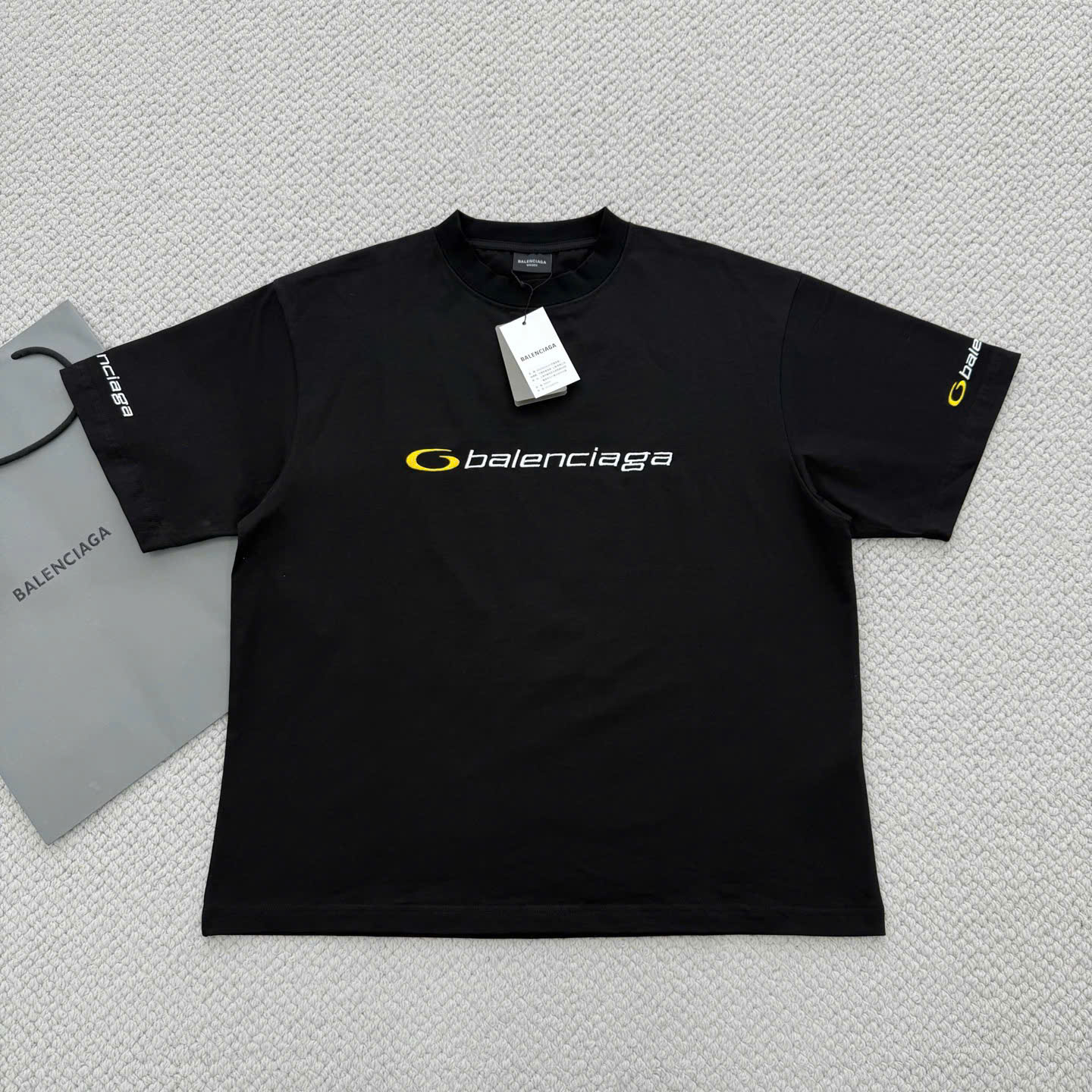 ÁO THUN BALENCIAGA BLCG LOOP EMBROIDERED LOGO (BLACK)