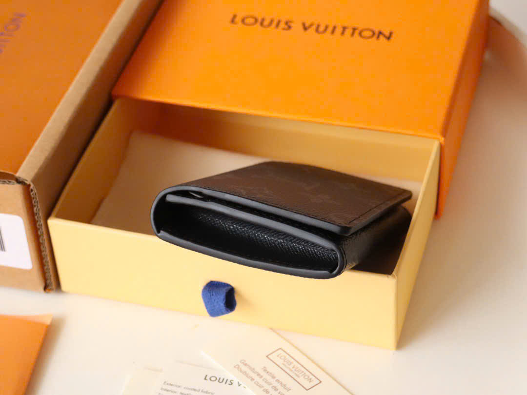 VÍ NGẮN LOUIS VUITTON LV VICTOR MONOGRAM (BLACK)