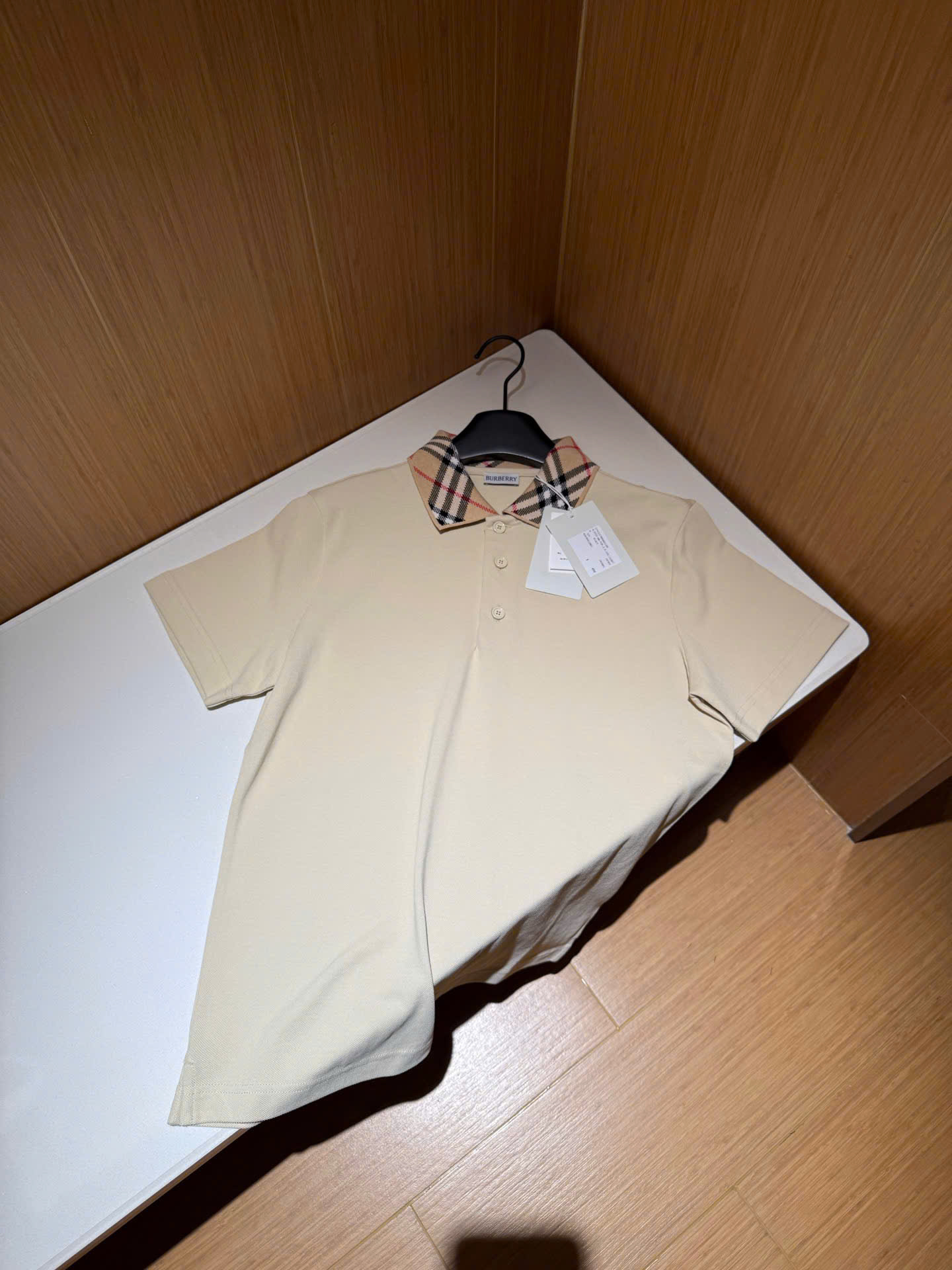 ÁO POLO BURBERRY BBR WOVEN COLLAR (NEUTRAL)