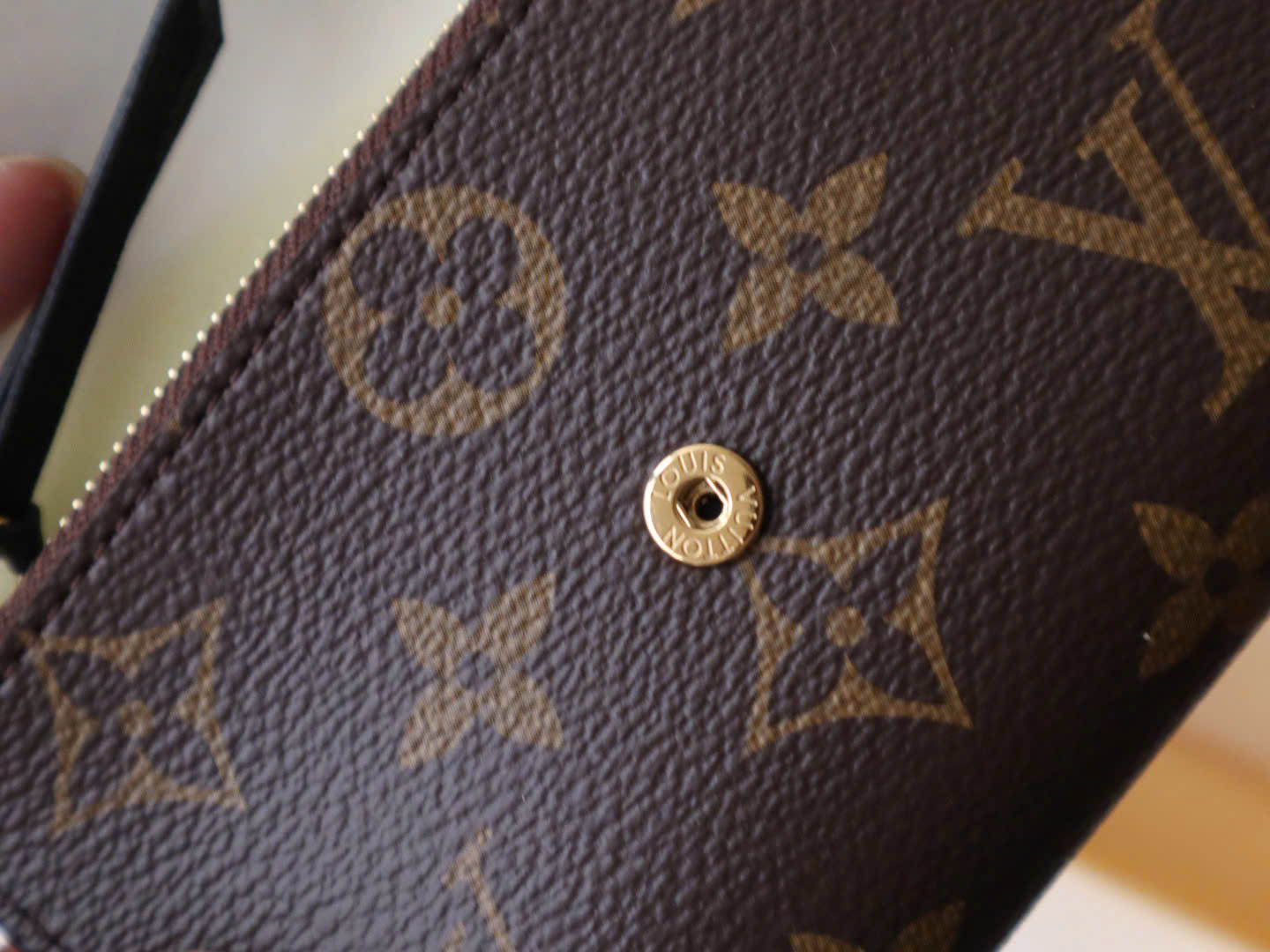 VÍ GẬP LOUIS VUITTON LV MONOGRAM REVERSE VICTORINE