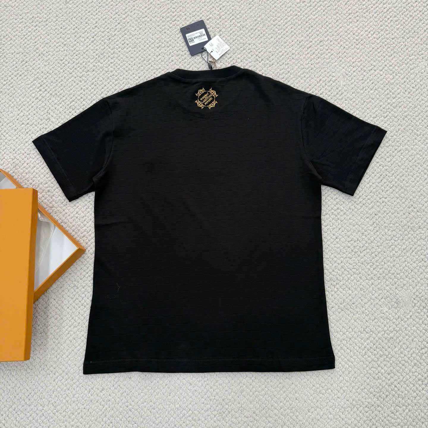 ÁO THUN LOUIS VUITTON LV IRIDESCENT (BLACK)