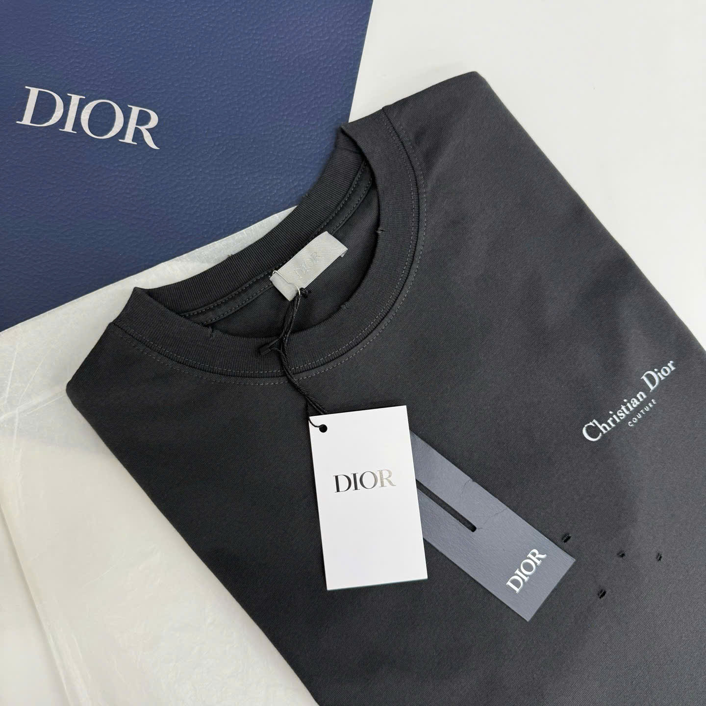 ÁO THUN DIOR LILY OF THE VALLEY (GREY)