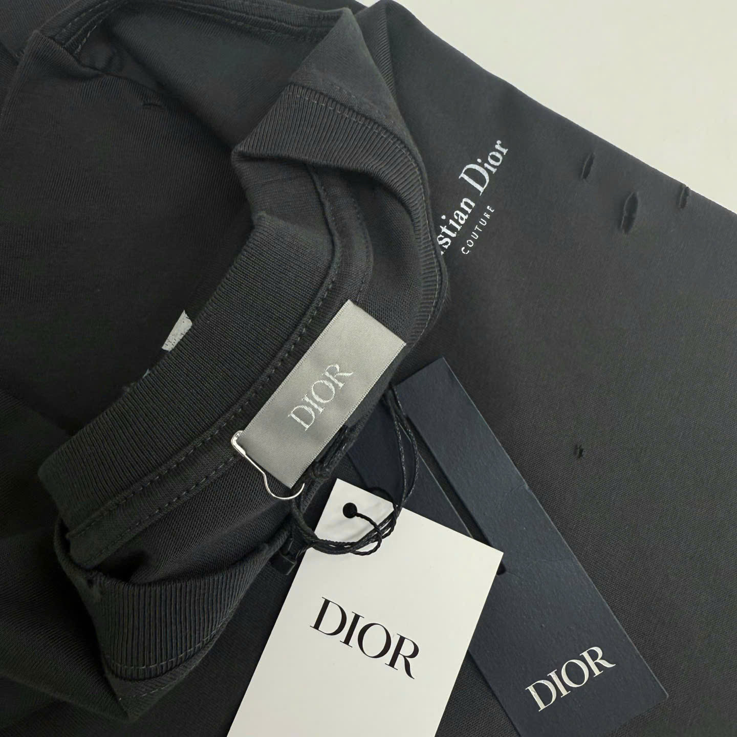 ÁO THUN DIOR LILY OF THE VALLEY (GREY)