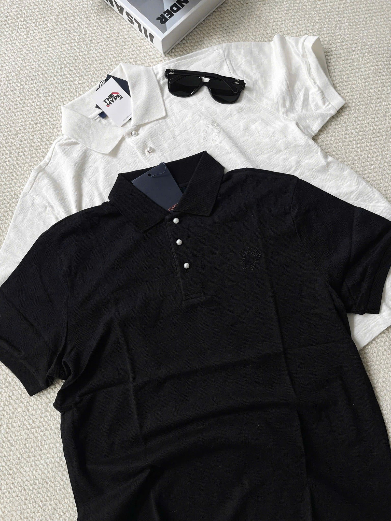ÁO POLO LOUIS VUITTON DAMIER SIGNATURE (BLACK)