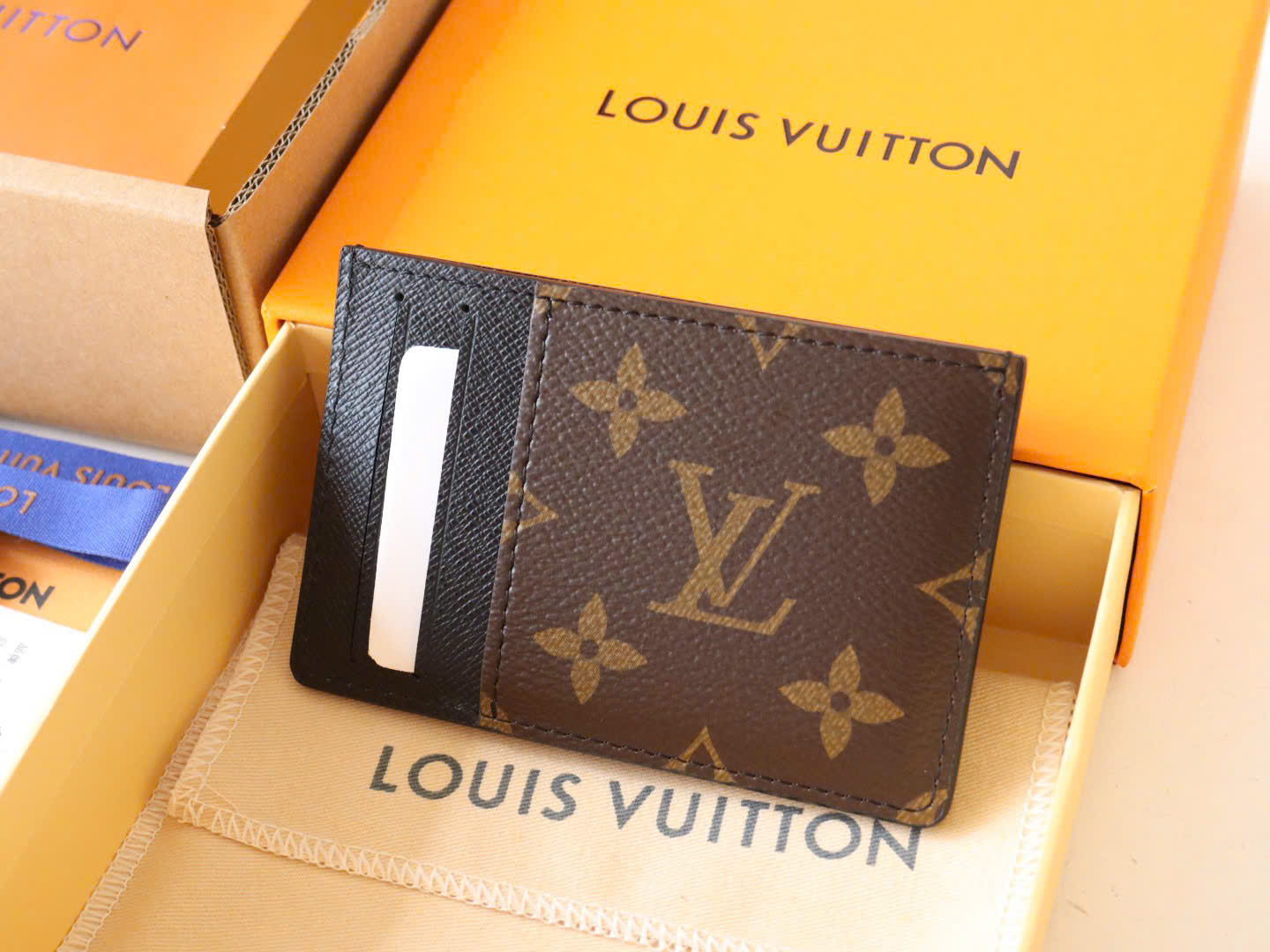 VÍ ĐỰNG CARD LOUIS VUITTON LV NEO PORTE CARTES