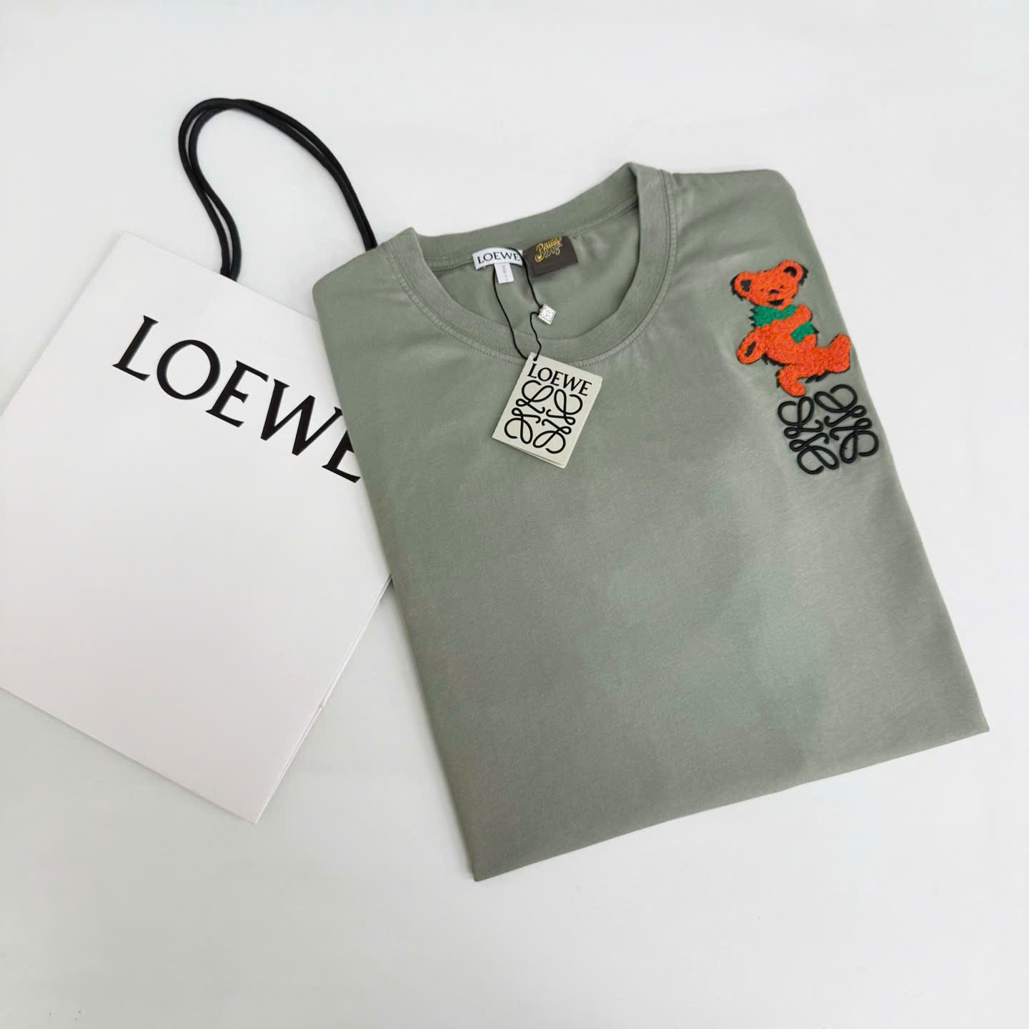 ÁO THUN LOEWE RELAXED FIT (GREEN)