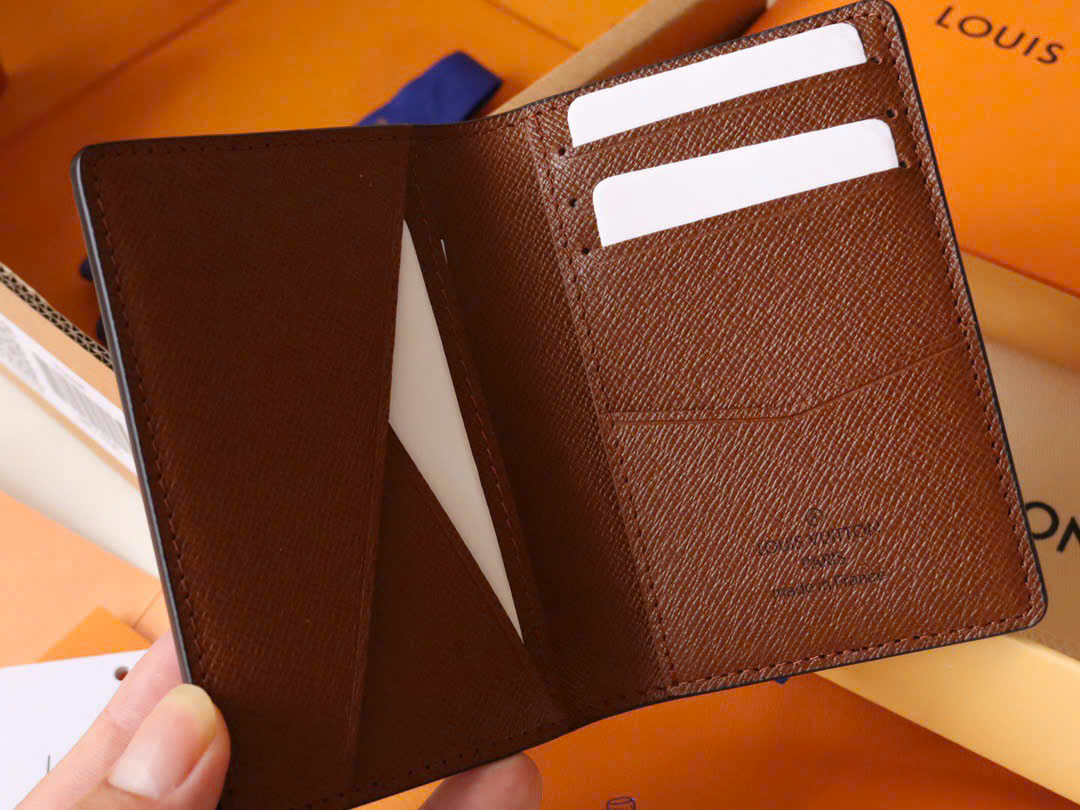 VÍ ĐỰNG CARD LOUIS VUITTON LV POCKET (BROWNE)