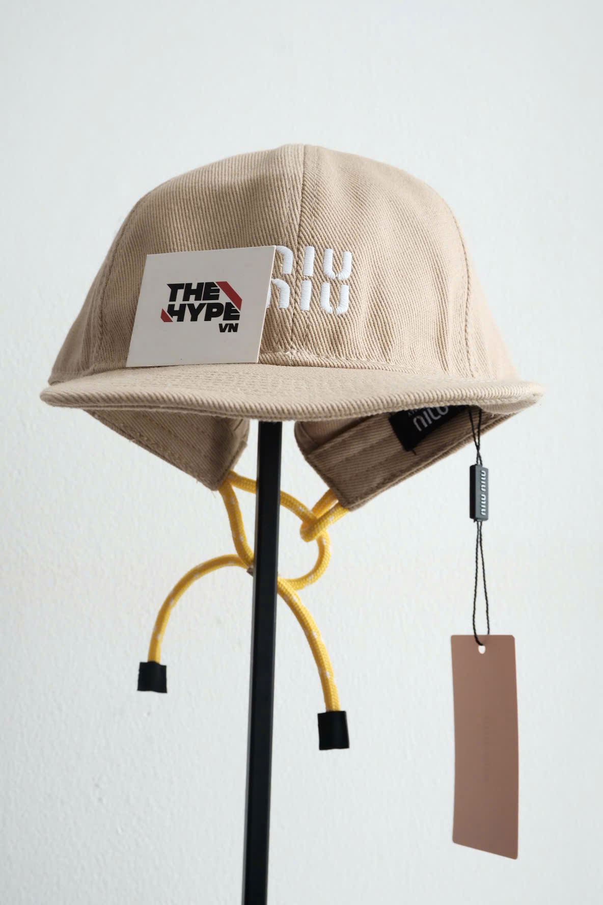 NÓN MIUMIU CAP (BEIGE)