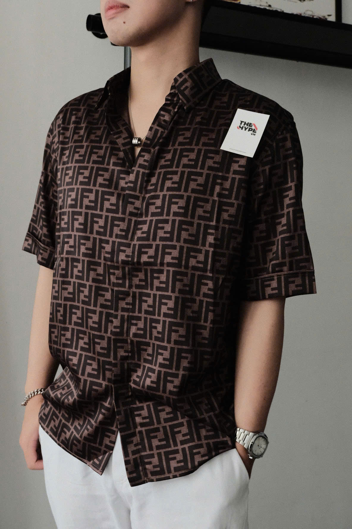 ÁO SƠ MI FENDI PLAYERA FF SILK SHIRT (BROWN)