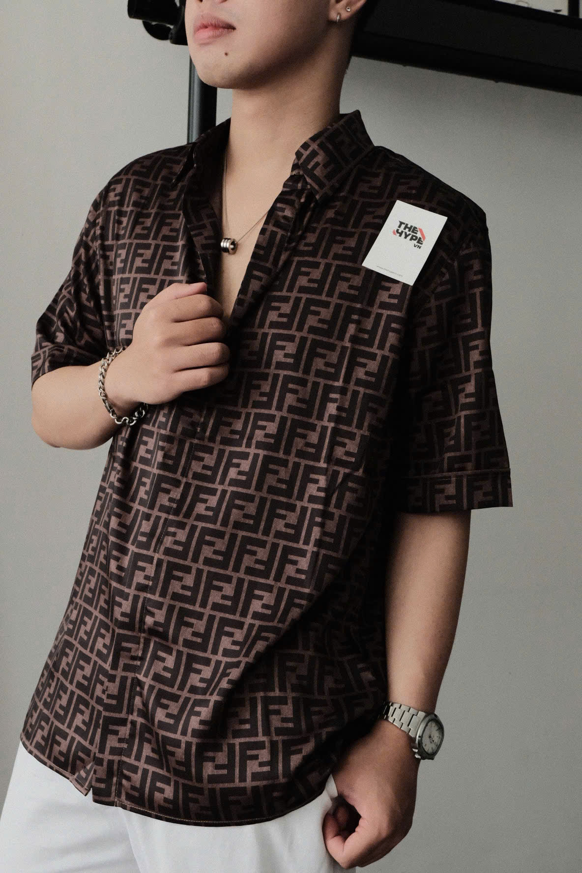 ÁO SƠ MI FENDI PLAYERA FF SILK SHIRT (BROWN)