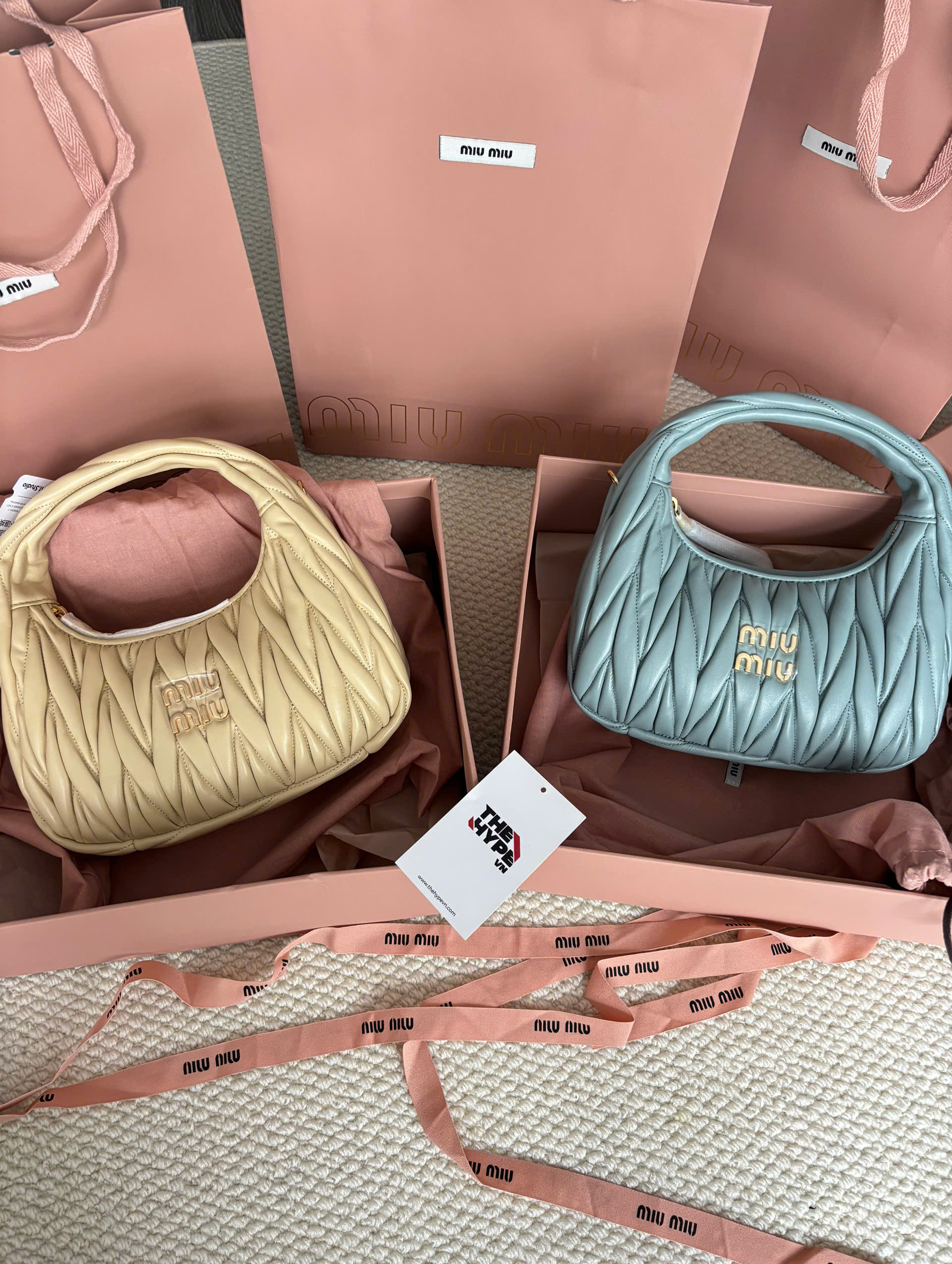 TÚI MIU MIU WANDER MATELASSÉ NAPPA LEATHER HOBO (SOY GREEN)