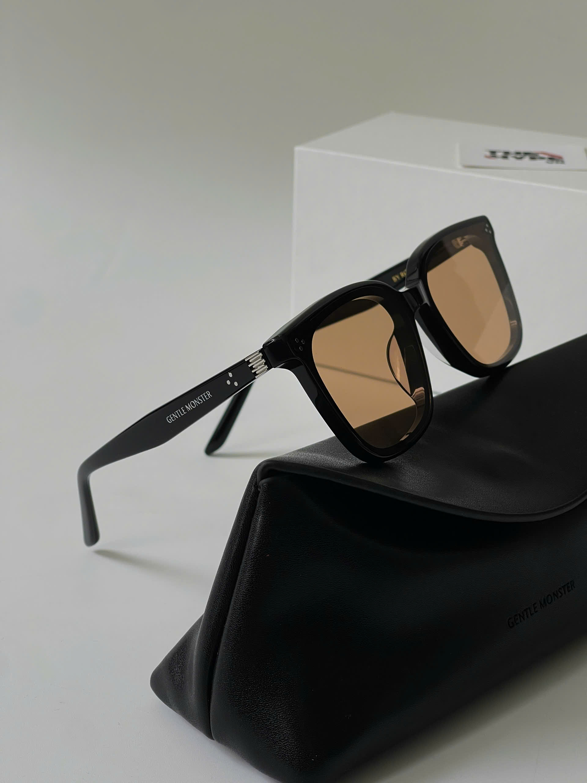 KÍNH GENTLE GM BYROW 01 (BR)