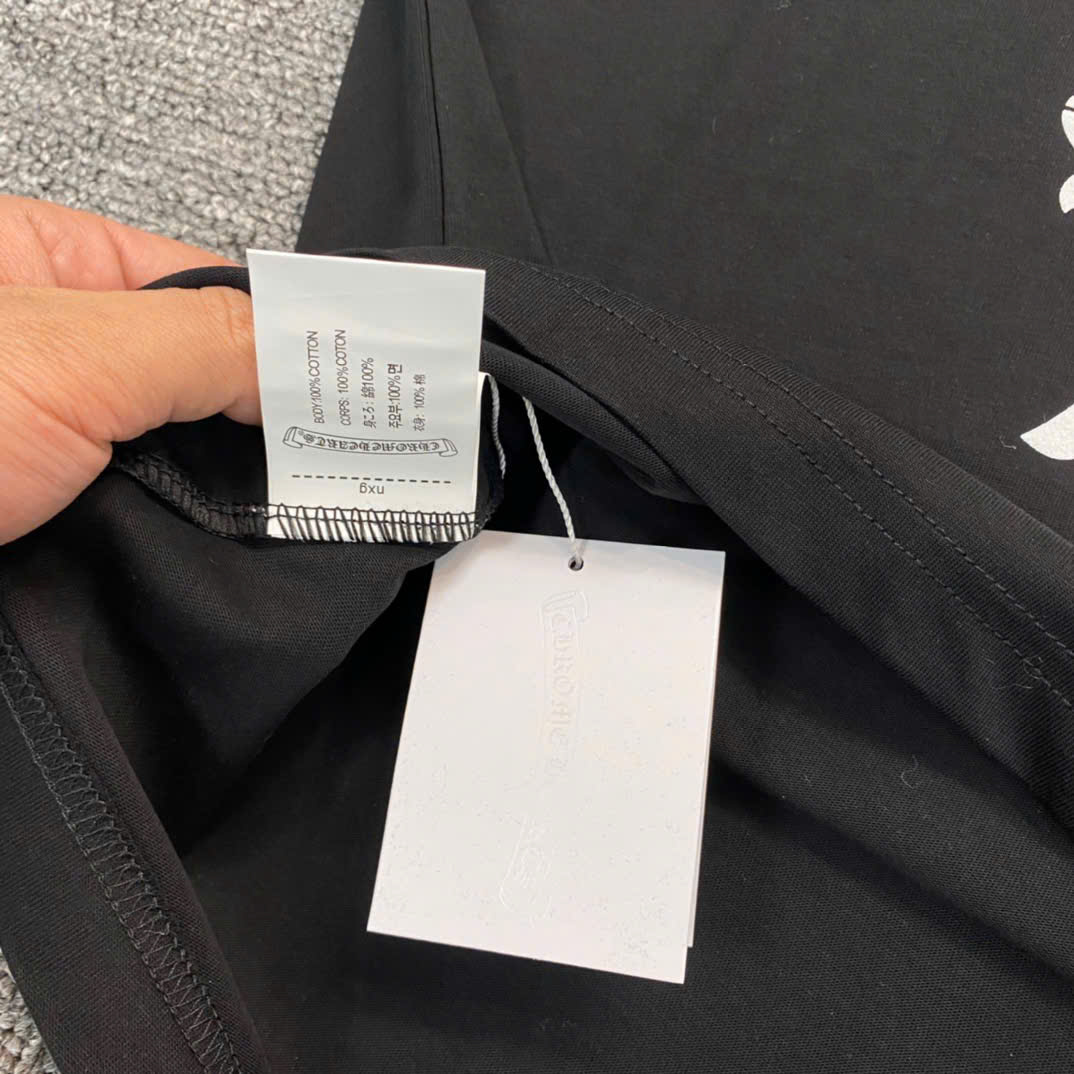 ÁO THUN CHROME HEARTS CH MULTI COLOR CROSS CEMETERY (BLACK)