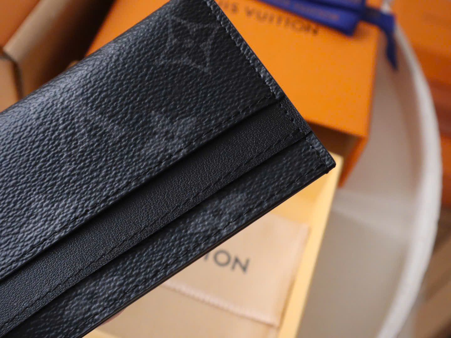 VÍ CARDHOLDER LOUIS VUITION MONOGRAM (GREY)
