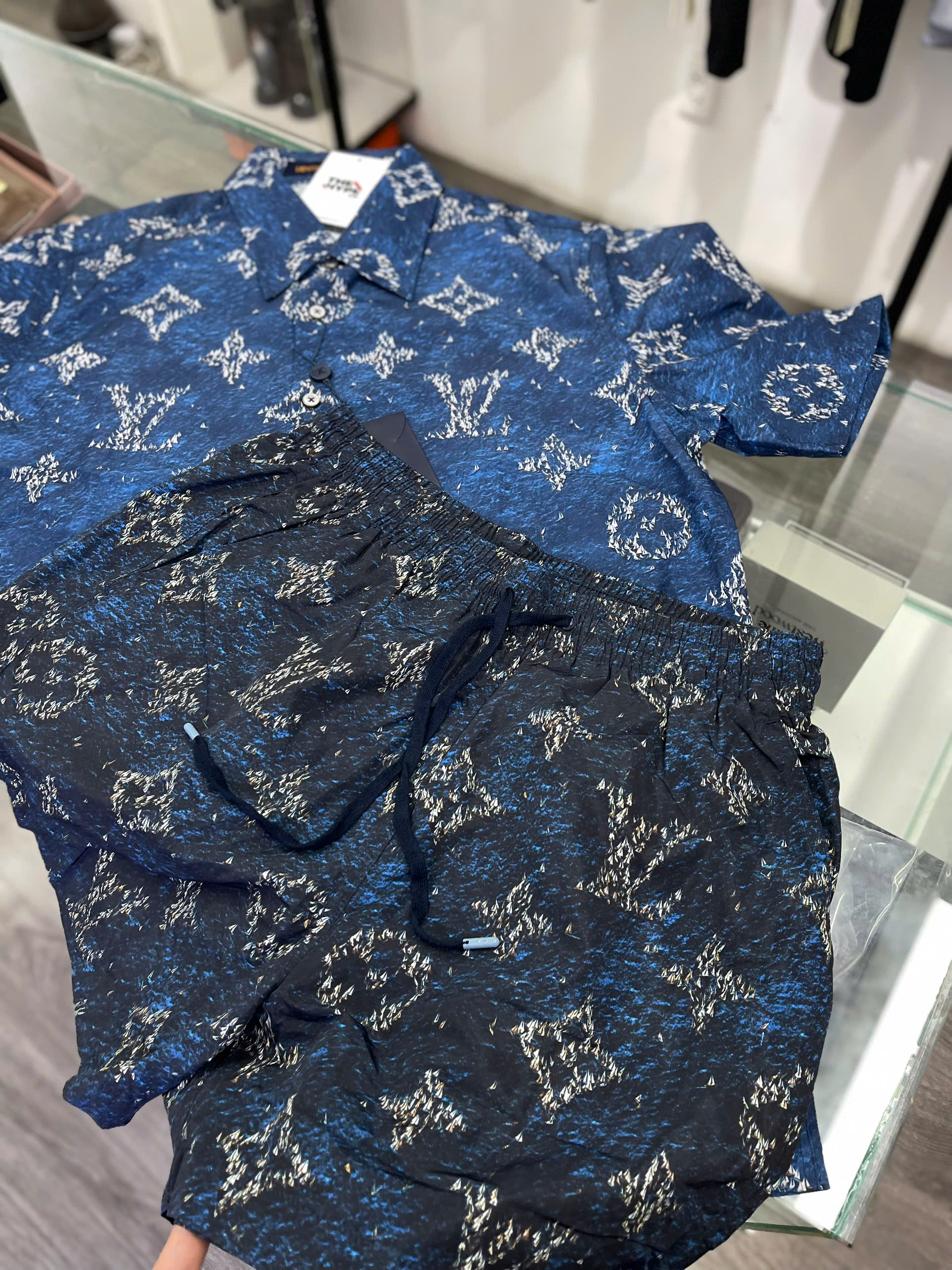 ÁO SƠ MI LOUIS VUITTON MONOGRAM (BLUE)