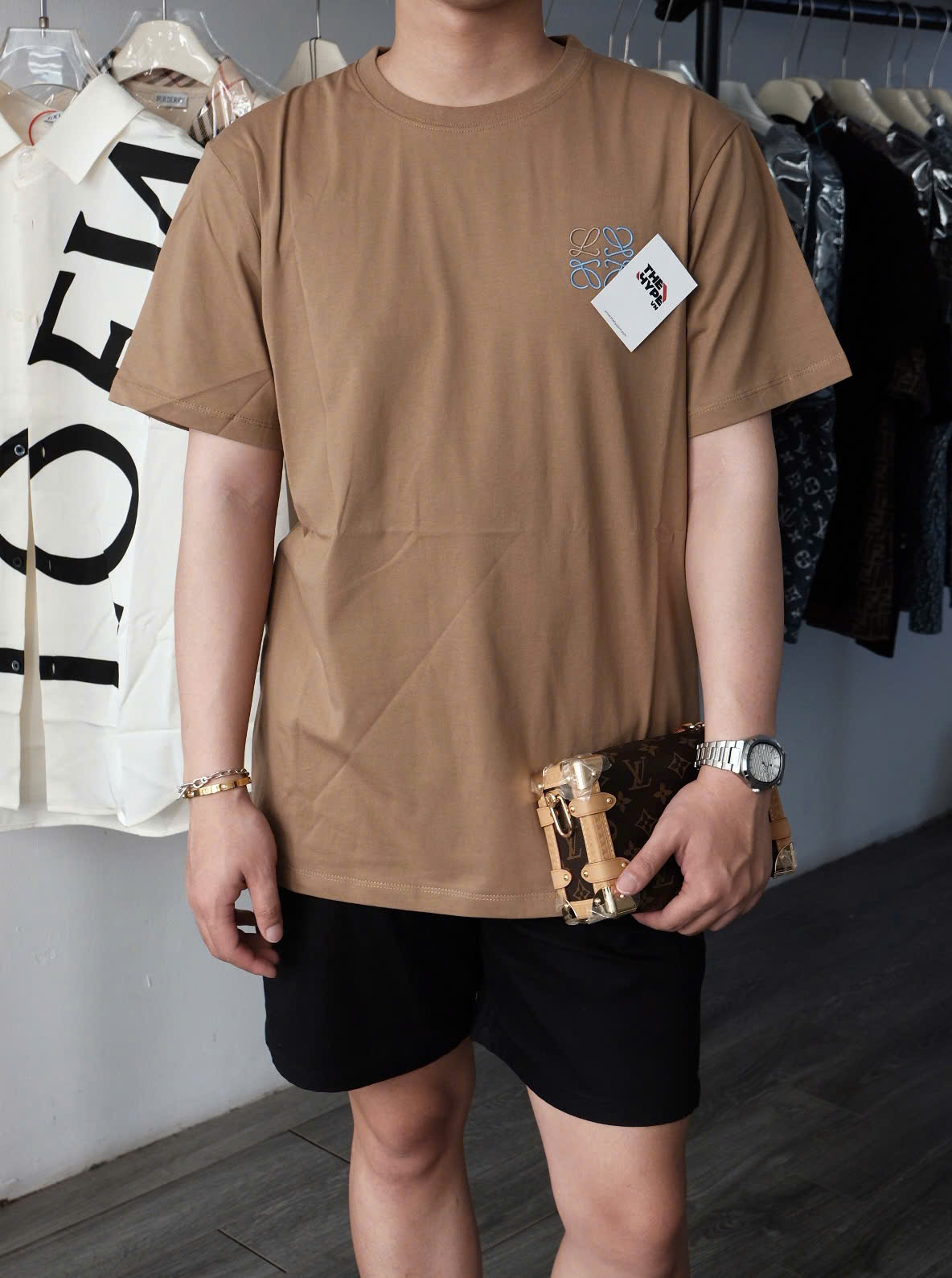 ÁO THUN LOEWE REGULAR FIT (BROWN)