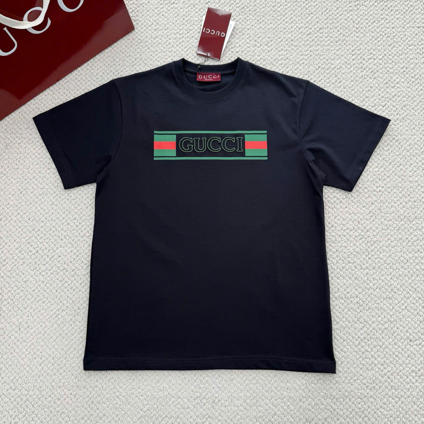 ÁO THUN GUCCI COTTON JERSEY WITH PRINT (BLACK)