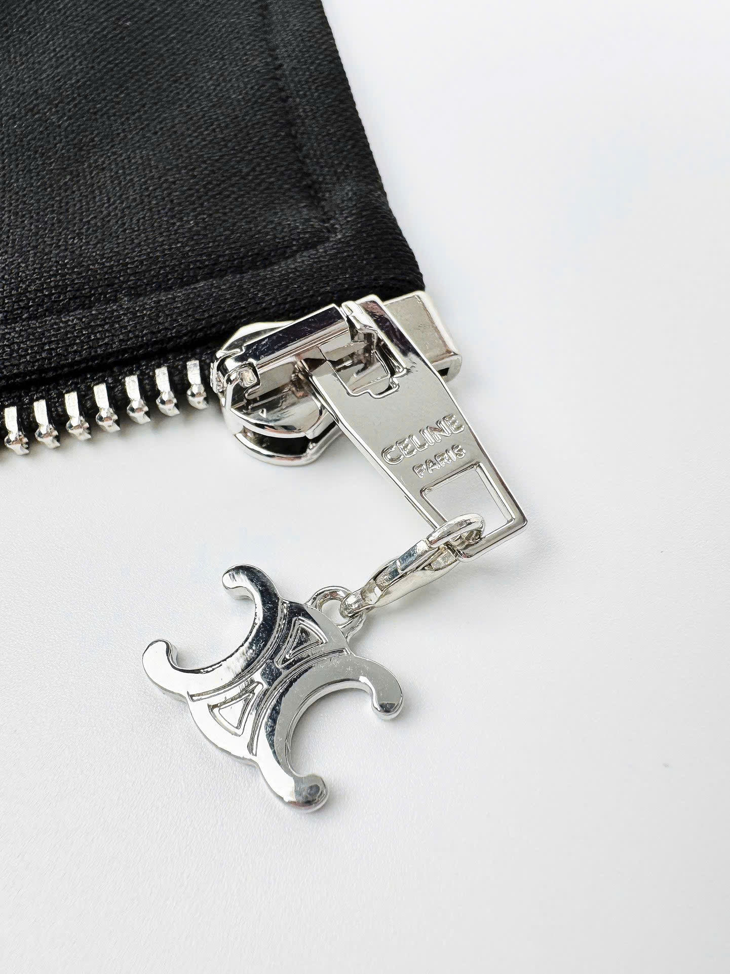 ÁO KHOÁC CELINE TRIOMPHE STRIPED TECH (BLACK)