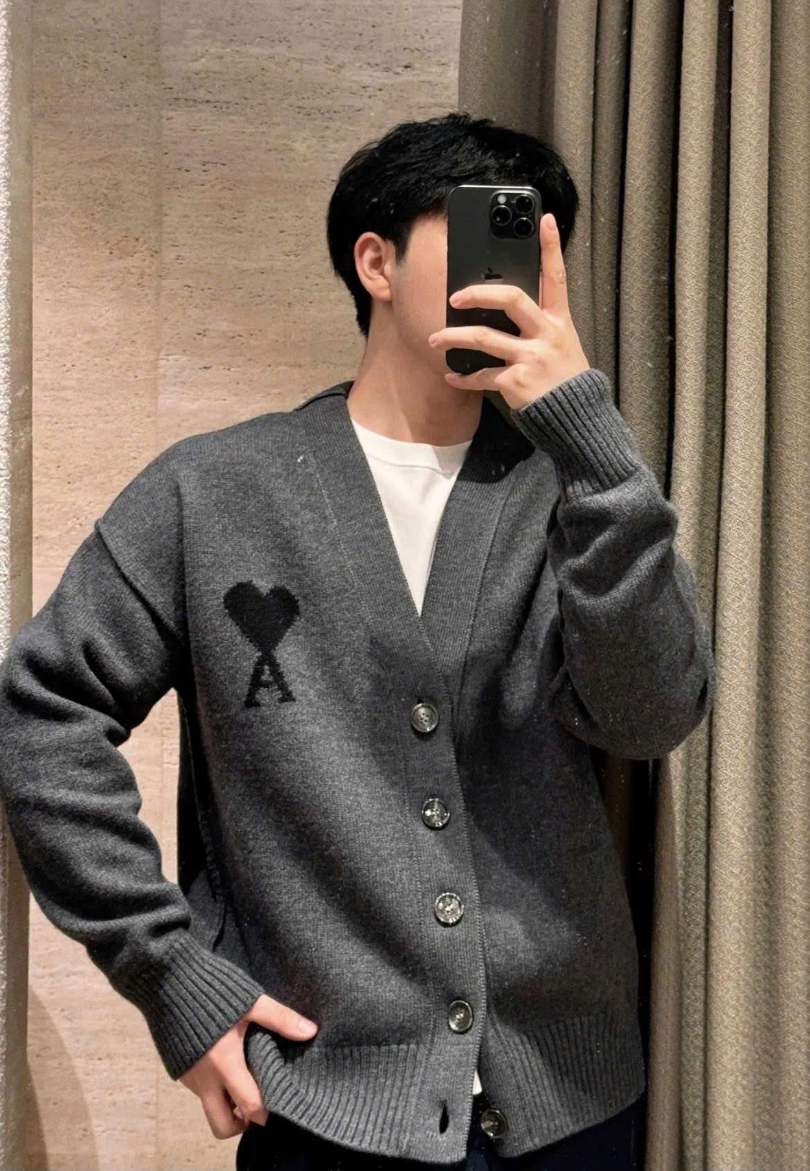 ÁO CARDIGAN AMI PARIS BLACK HEART WOOL (GREY)