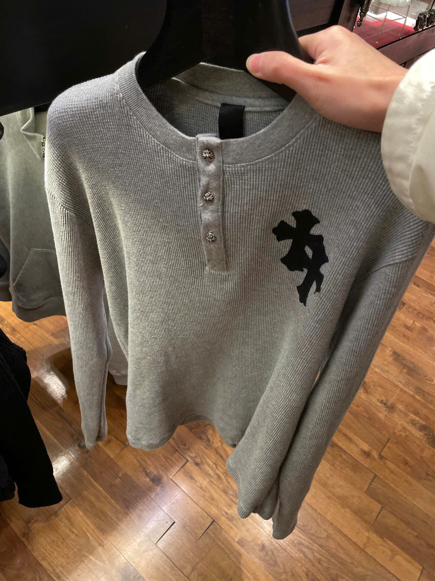 ÁO SWEATER CHROME HEARTS  PATCH HENLEY THERMAL LONG SLEEVE (GREY)