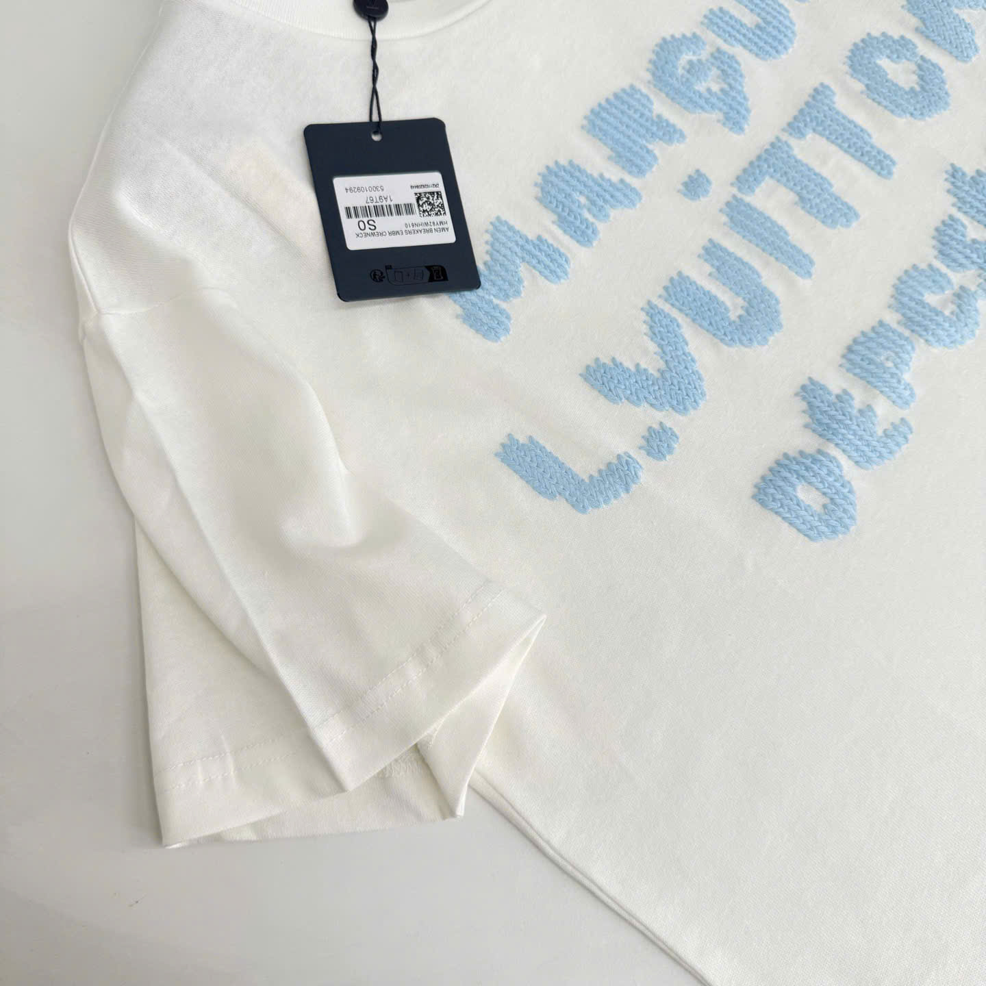 ÁO THUN LOUIS VUITTON EMBROIDERED SIGNNATURE (WHITE)