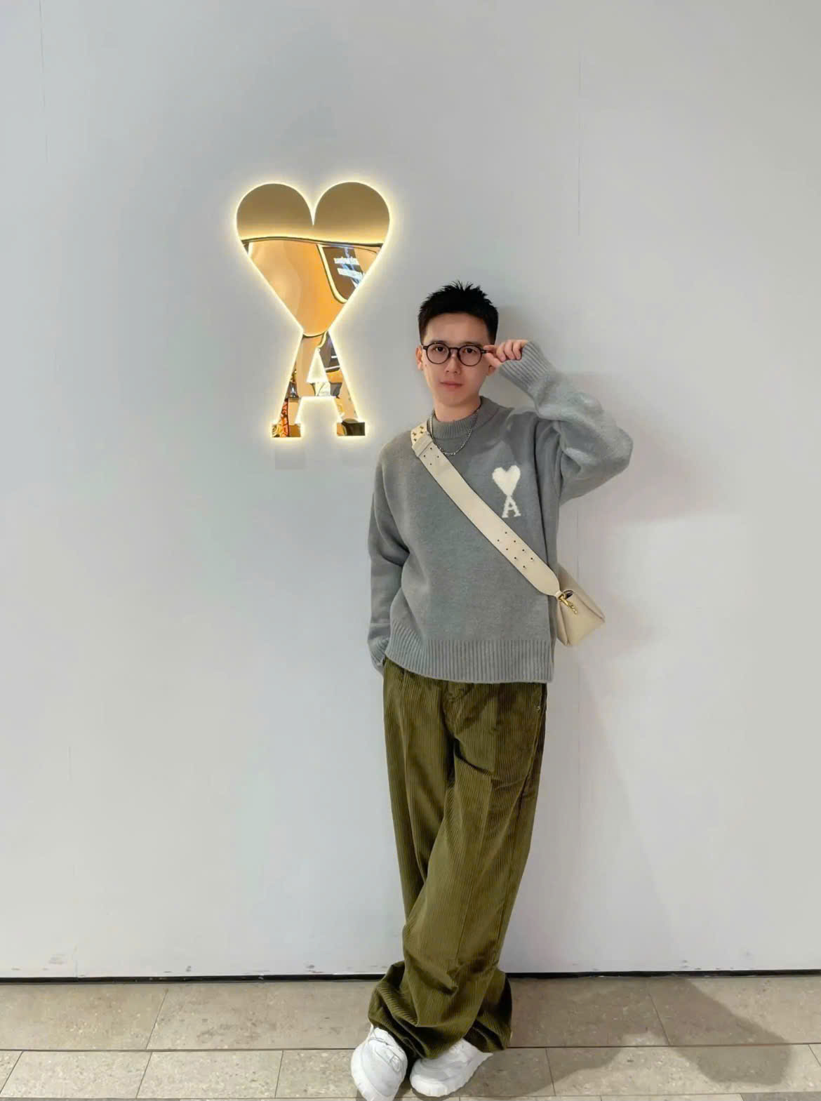 ÁO SWEATER AMI PARIS WOOL HEART WHITE (GREY)