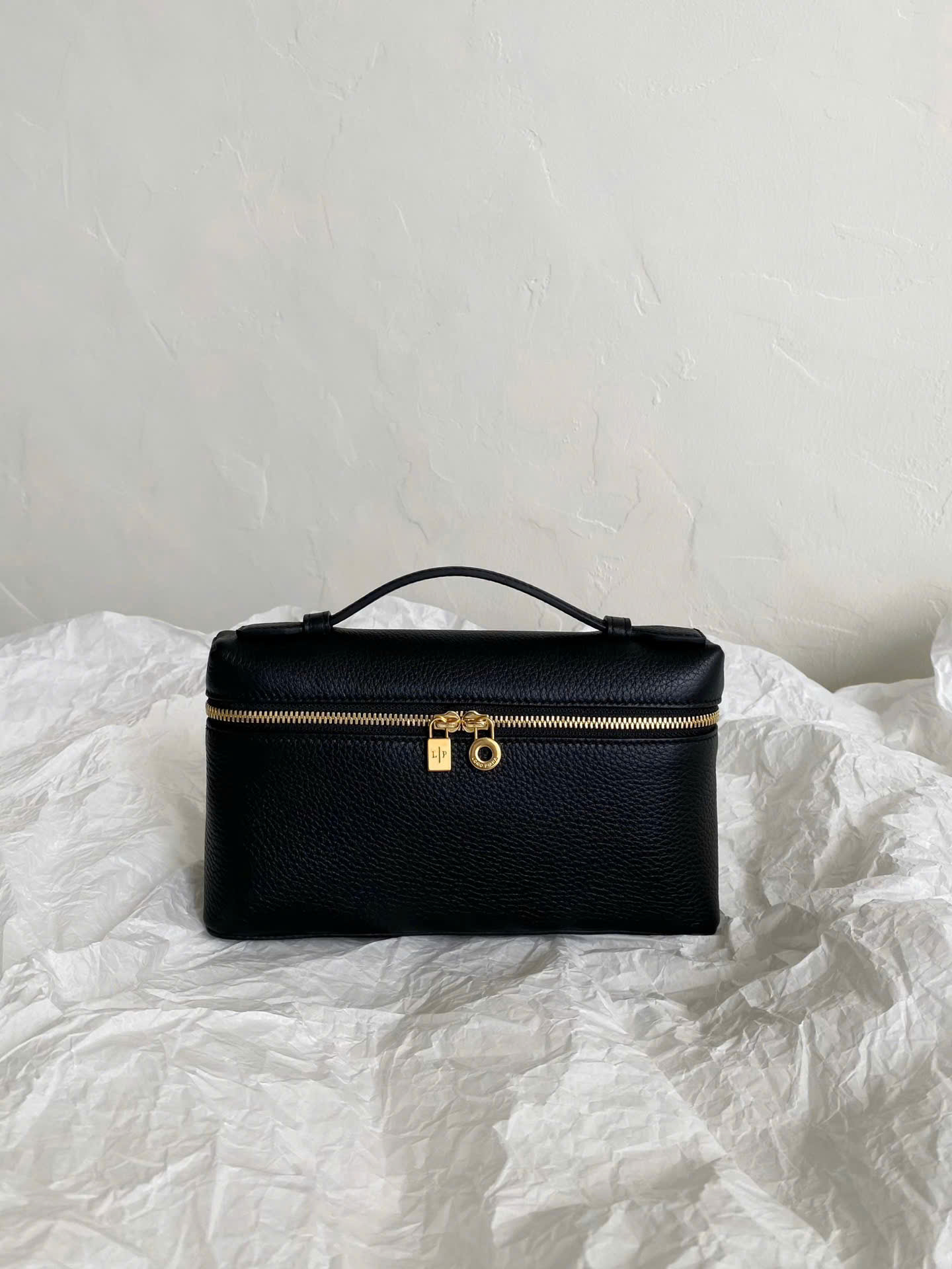 TÚI LORO PIANA EXTRA POCKET L19 GRAINED CALFSKIN (Black)