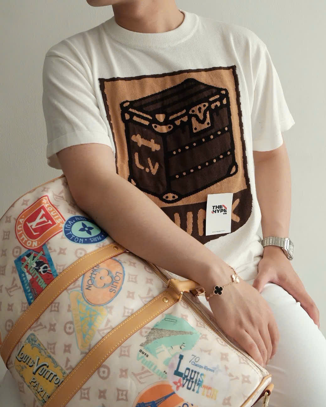 ÁO THUN LOUIS VUITTON TRUNK (WHITE)