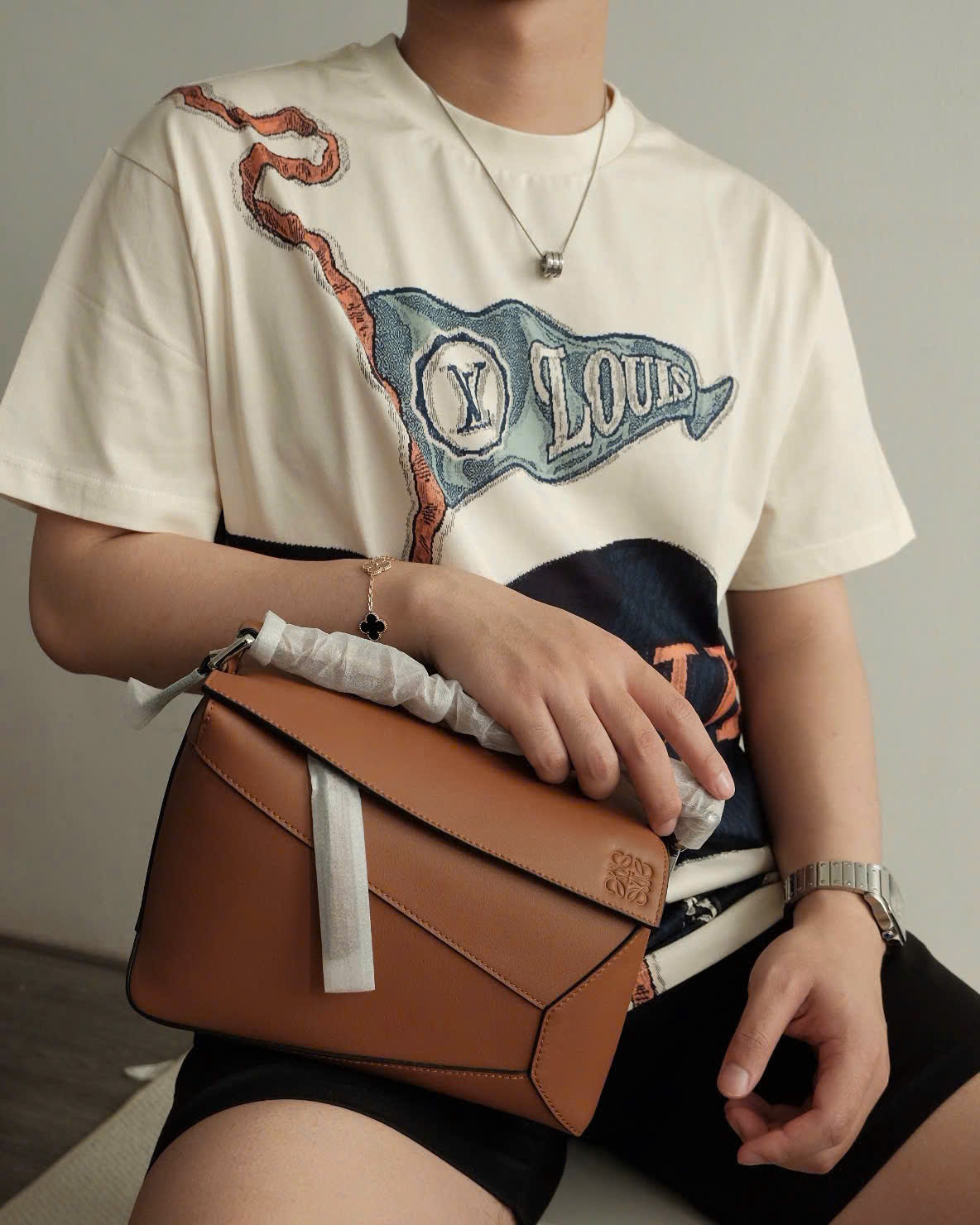 ÁO THUN LOUIS VUITTON GRAPHIC INTARSIA (BIEGE)