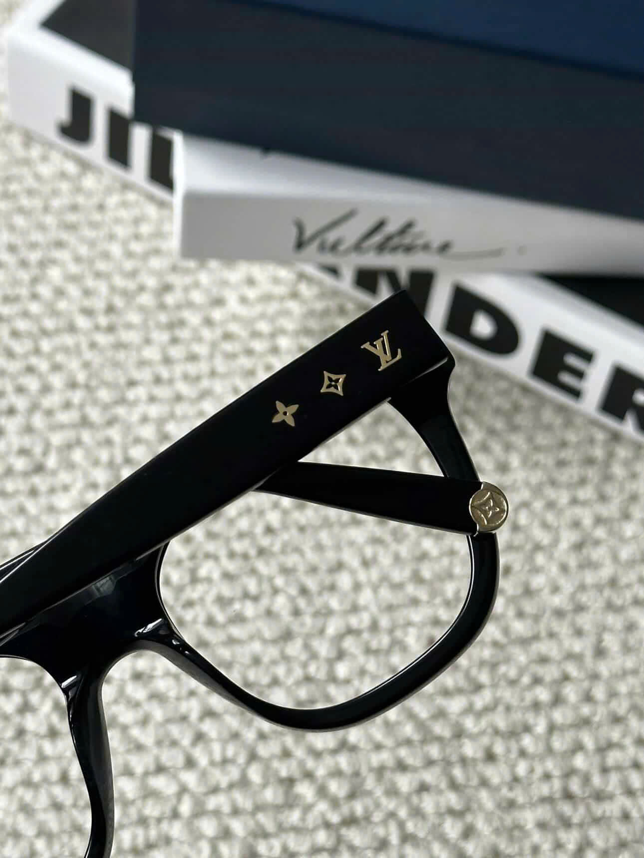 KÍNH LOUIS VUITTON LV MONOGRAM ANTI-BLUE (BLACK)