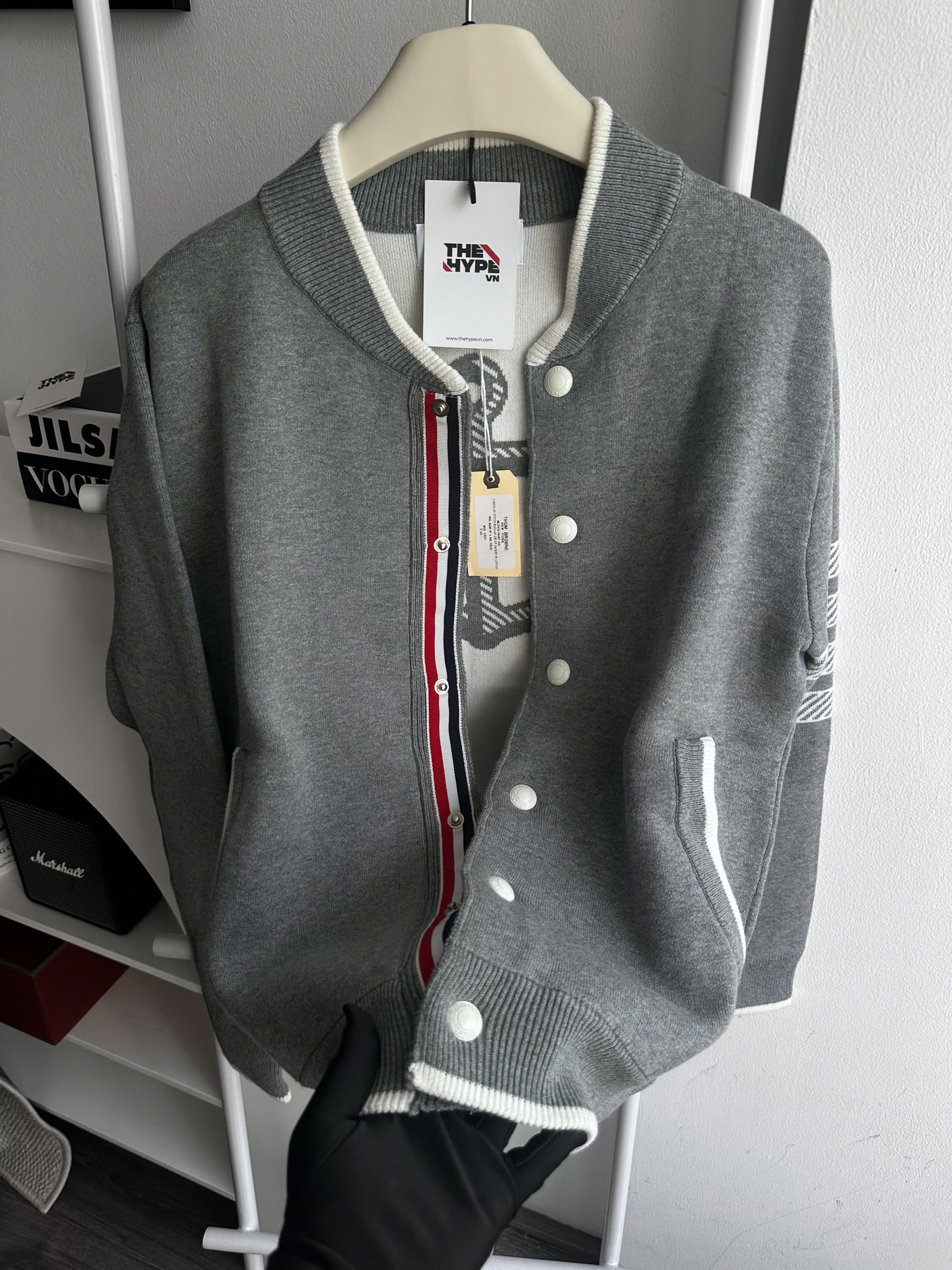 CARDIGAN THOM BROWNE ANCHOR-JACQUARD WOOL JUMPER ( GRAY)