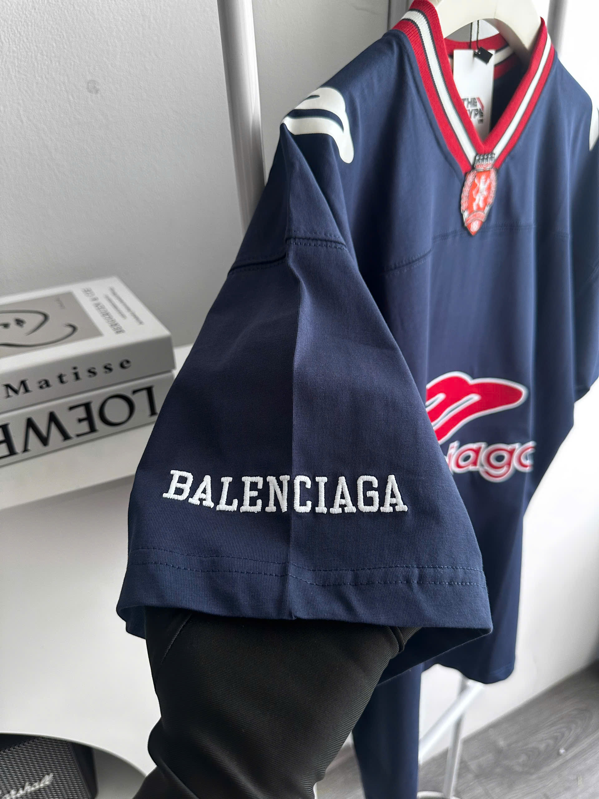 ÁO BALENCIAGA 3B FOOTBALL OVERSIZED T-SHIRTS(NAVY)