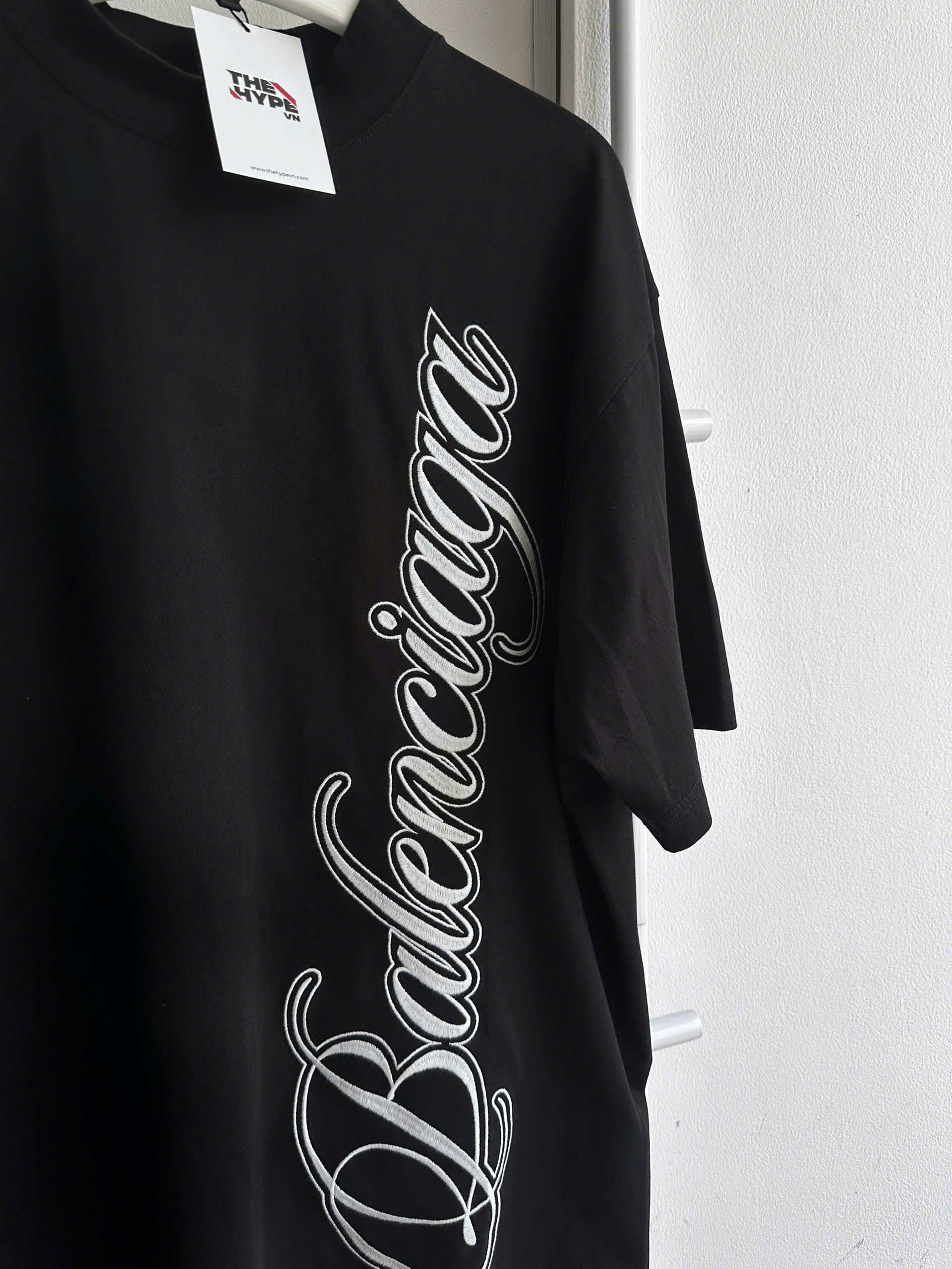 ÁO BALENCIAGA MEN'S CURSIVE T-SHIRT (BLACK)