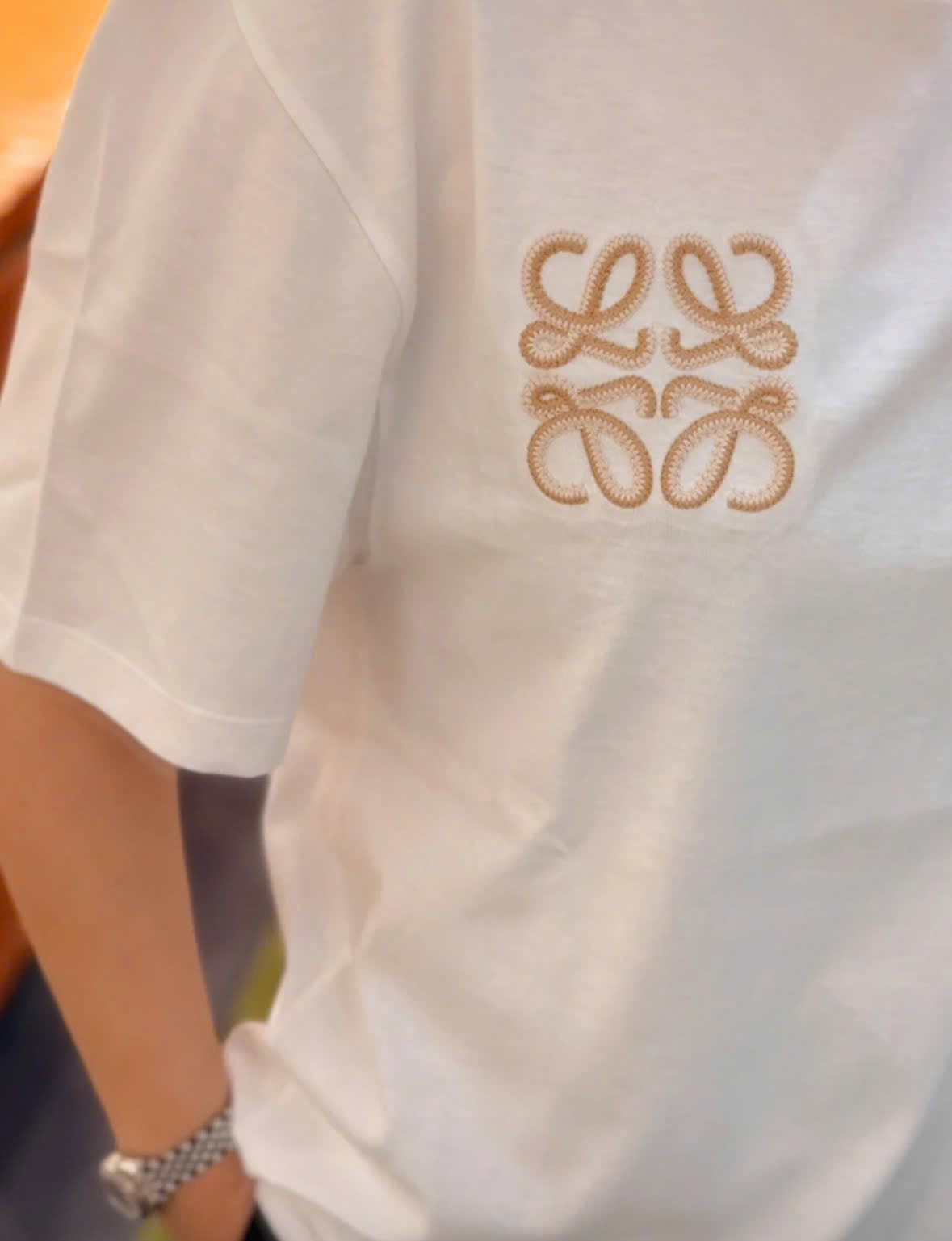 ÁO THUN LOEWE BOXY ANAGRAM LOGO (WHITE)