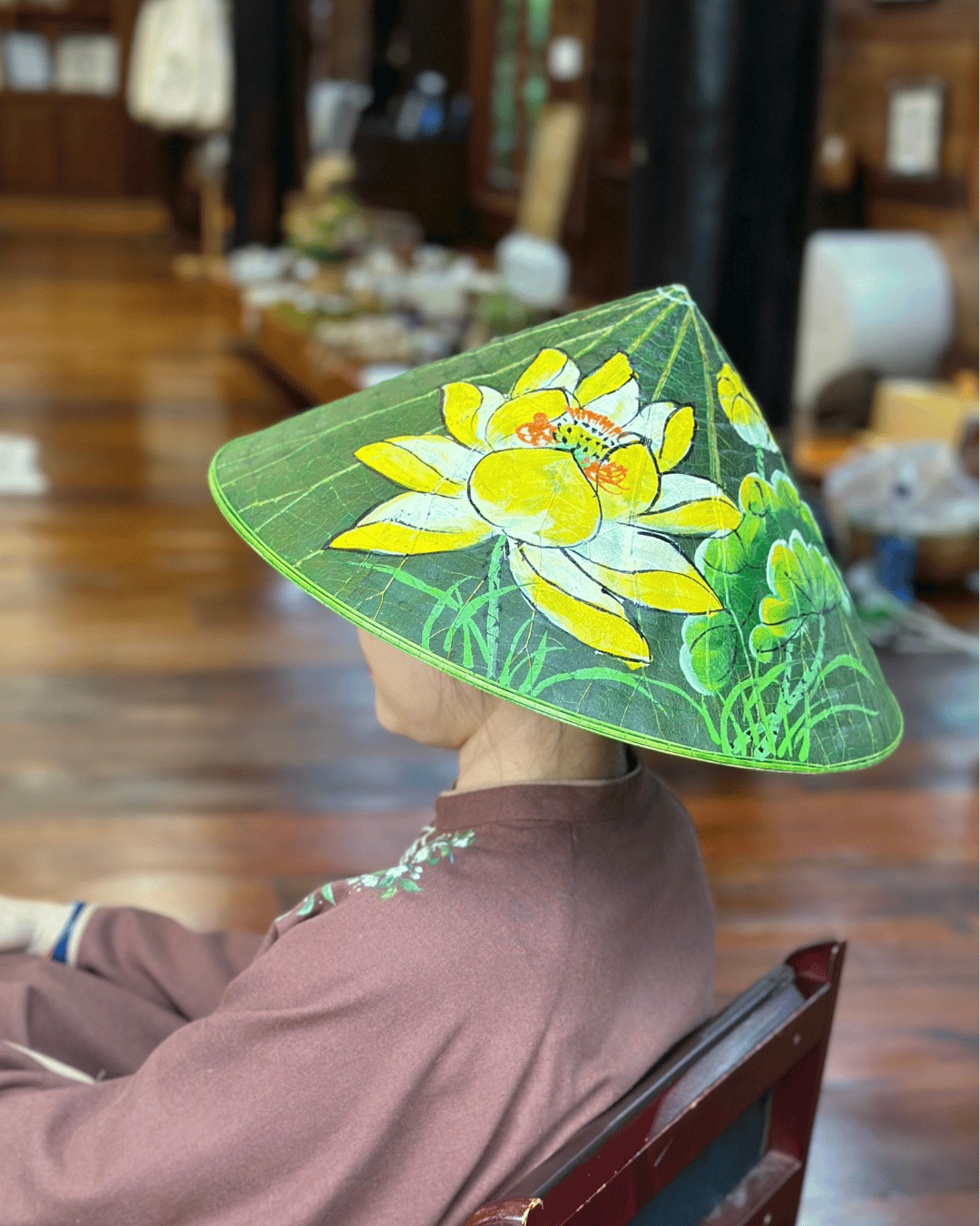 NÓN LÁ SEN VẼ TAY THỦ CÔNG