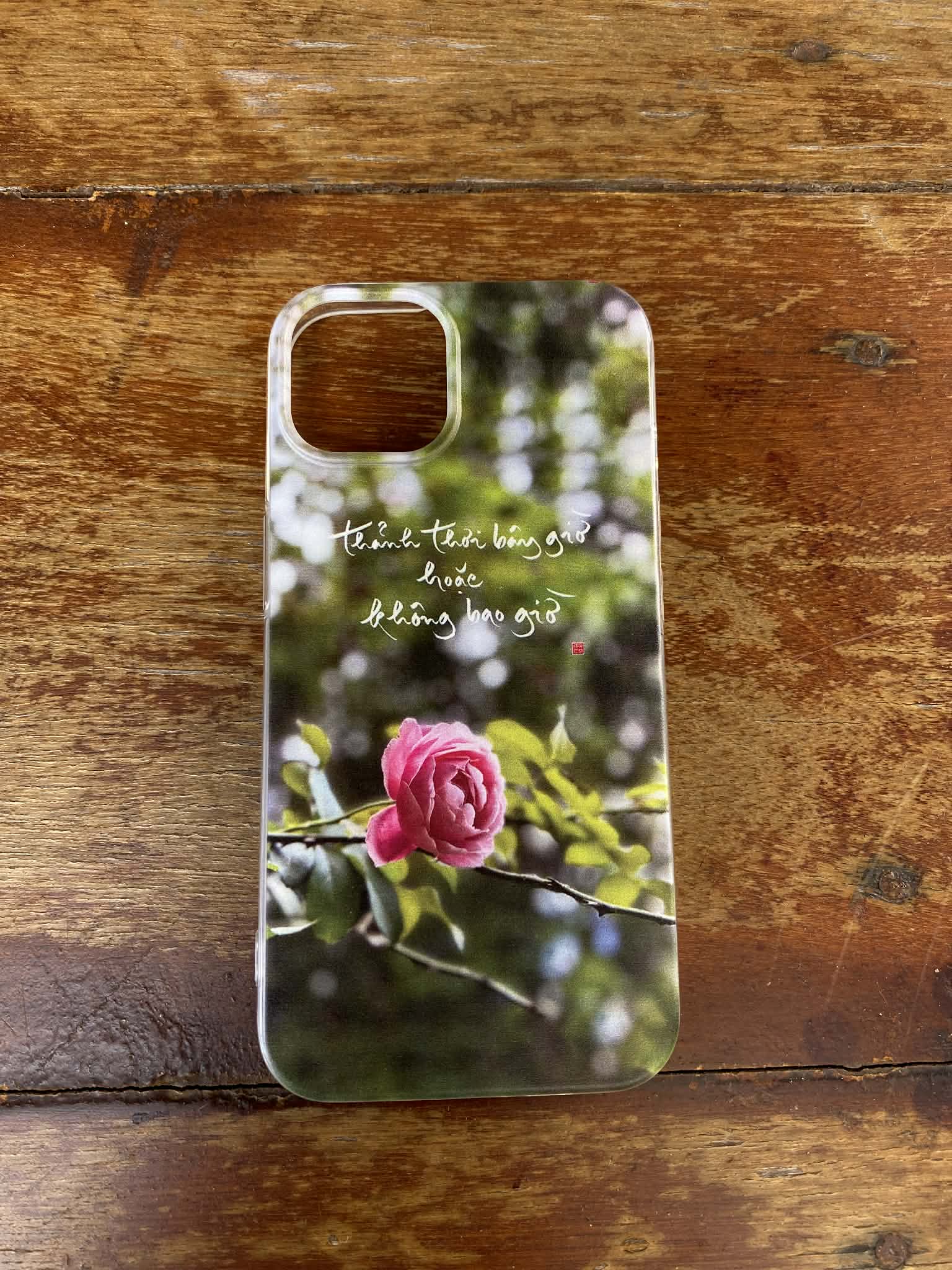 ỐP LƯNG ĐIỆN THOẠI IPHONE IN THƯ PHÁP