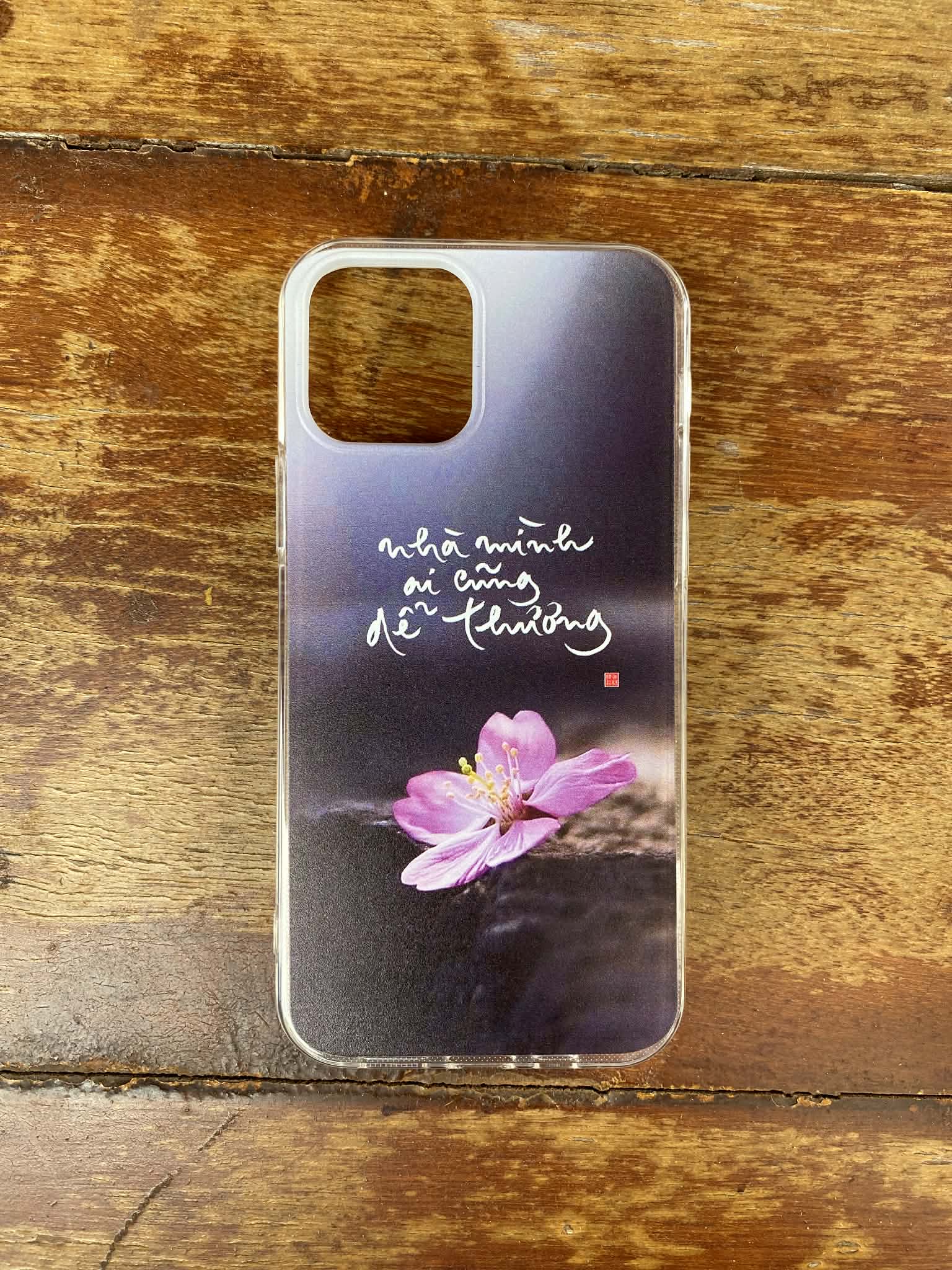 ỐP LƯNG ĐIỆN THOẠI IPHONE IN THƯ PHÁP