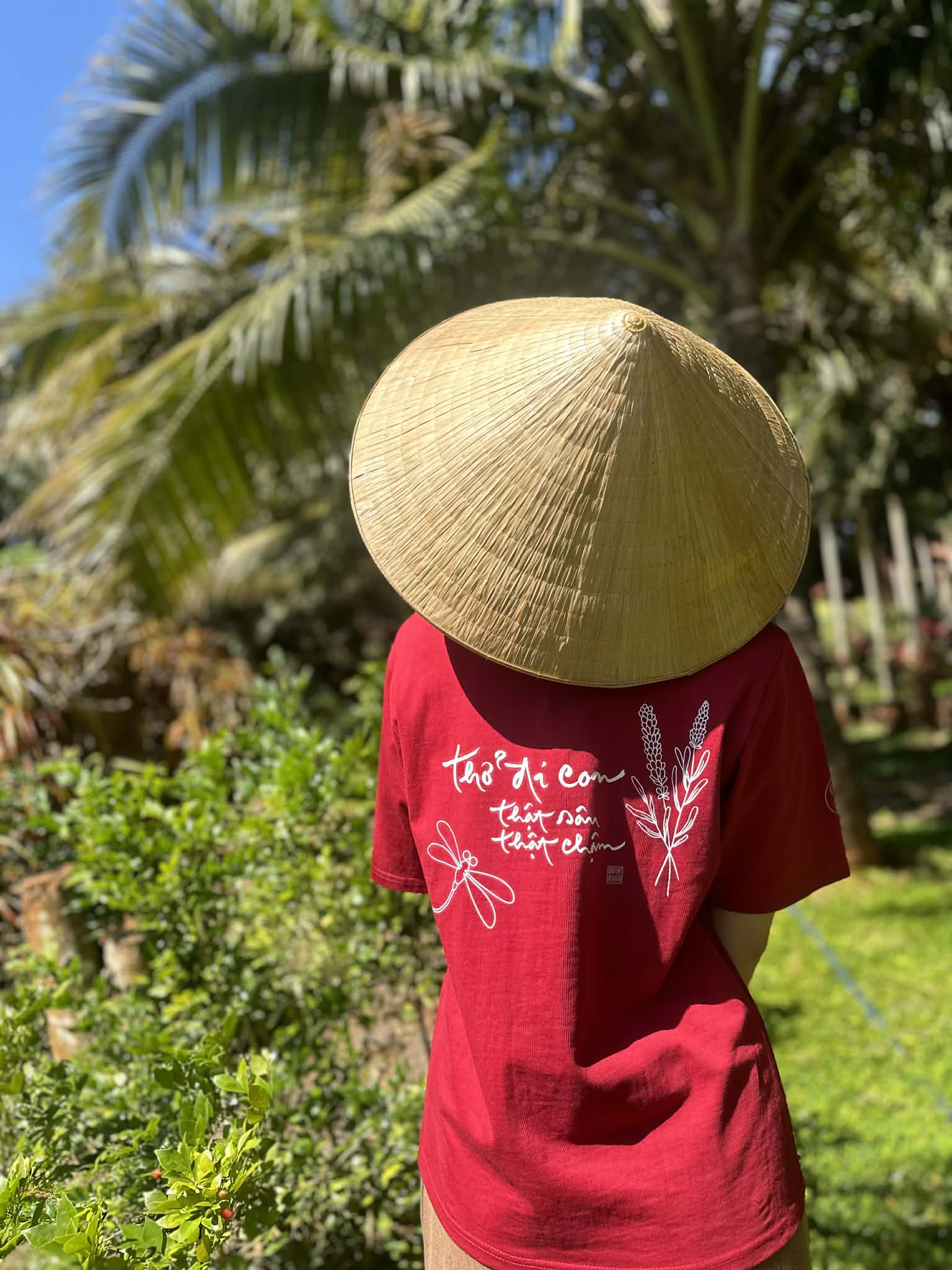 ÁO THUN FORM RỘNG IN THƯ PHÁP