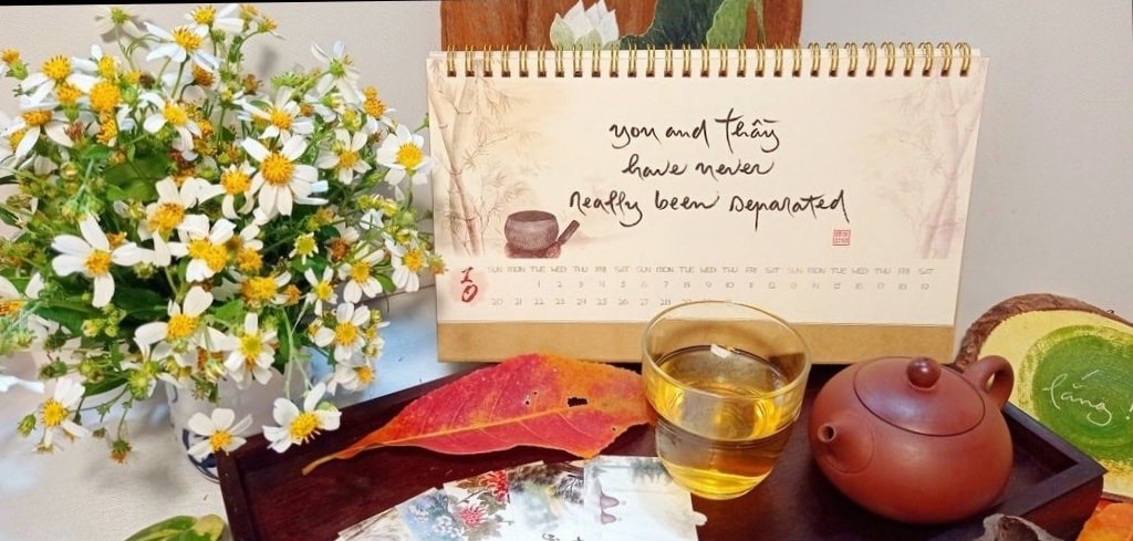 LY TRÀ THUỶ TINH KHẮC THƯ PHÁP