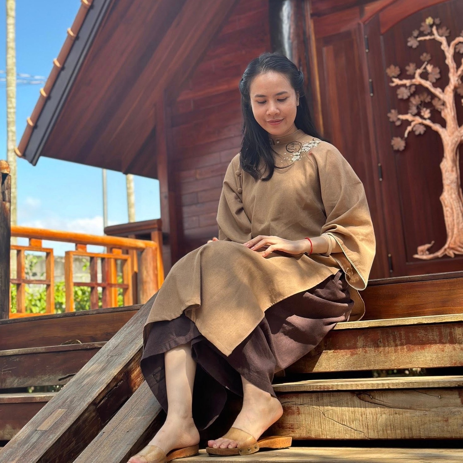 BỘ ÁO DÀI NẺO VỀ CỦA Ý - VẼ TAY THỦ CÔNG