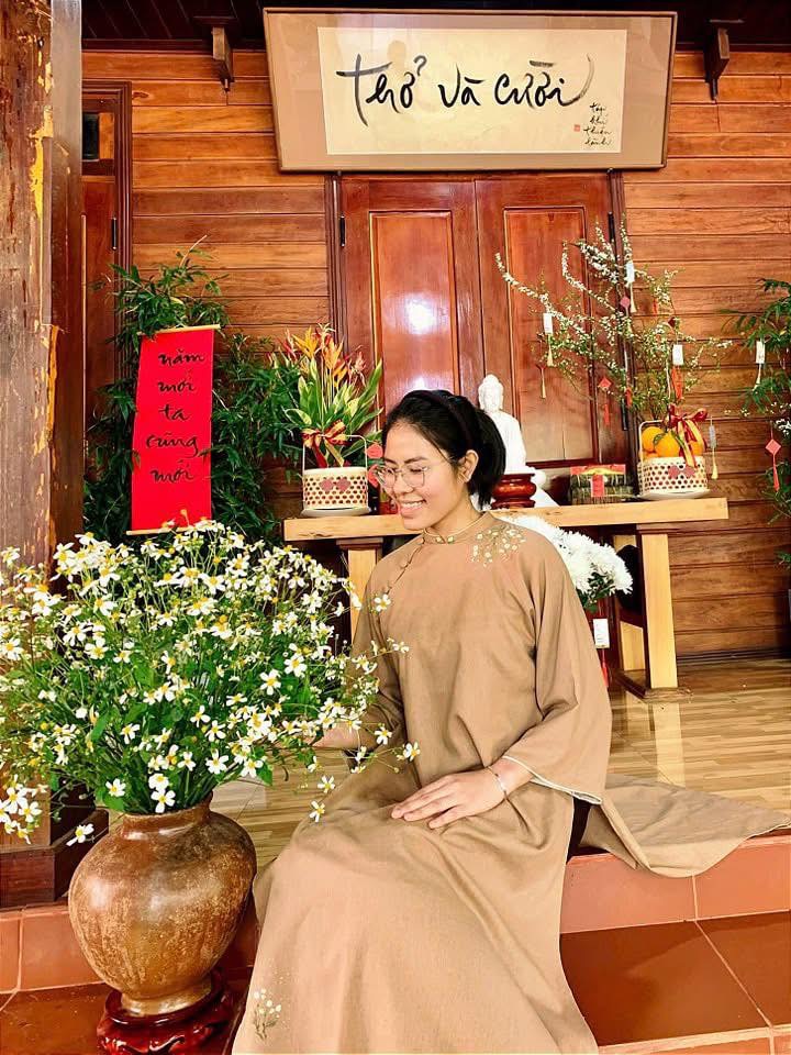 BỘ ÁO DÀI NẺO VỀ CỦA Ý - VẼ TAY THỦ CÔNG