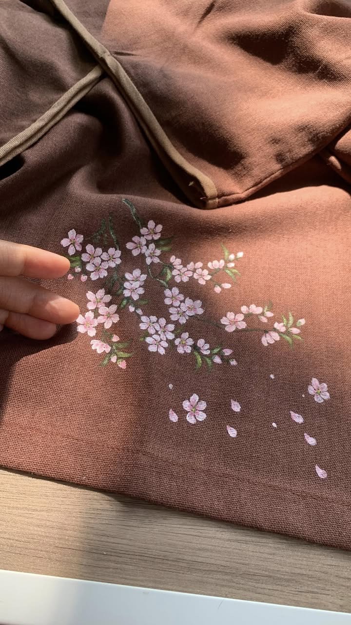 BỘ ÁO DÀI NẺO VỀ CỦA Ý - VẼ TAY THỦ CÔNG