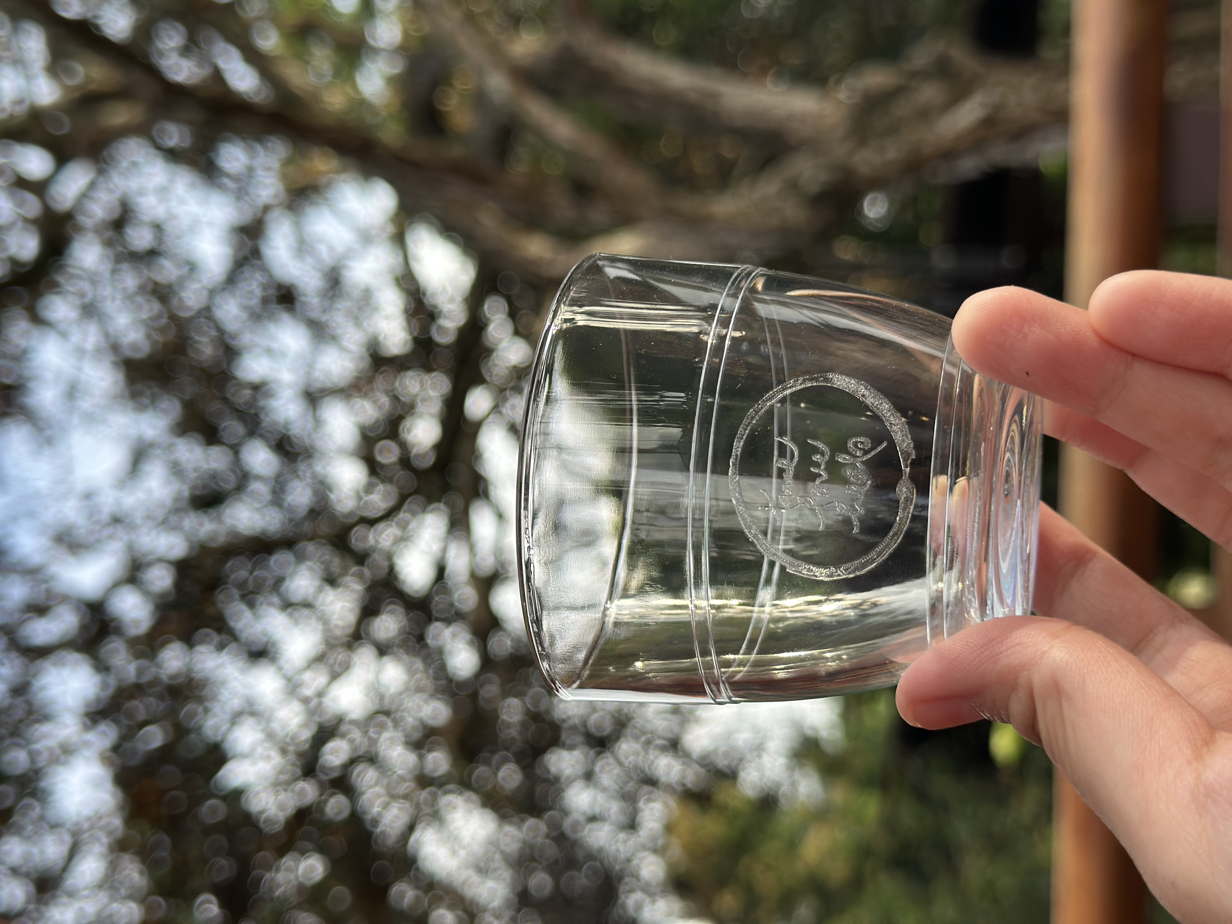 LY TRÀ THUỶ TINH KHẮC THƯ PHÁP