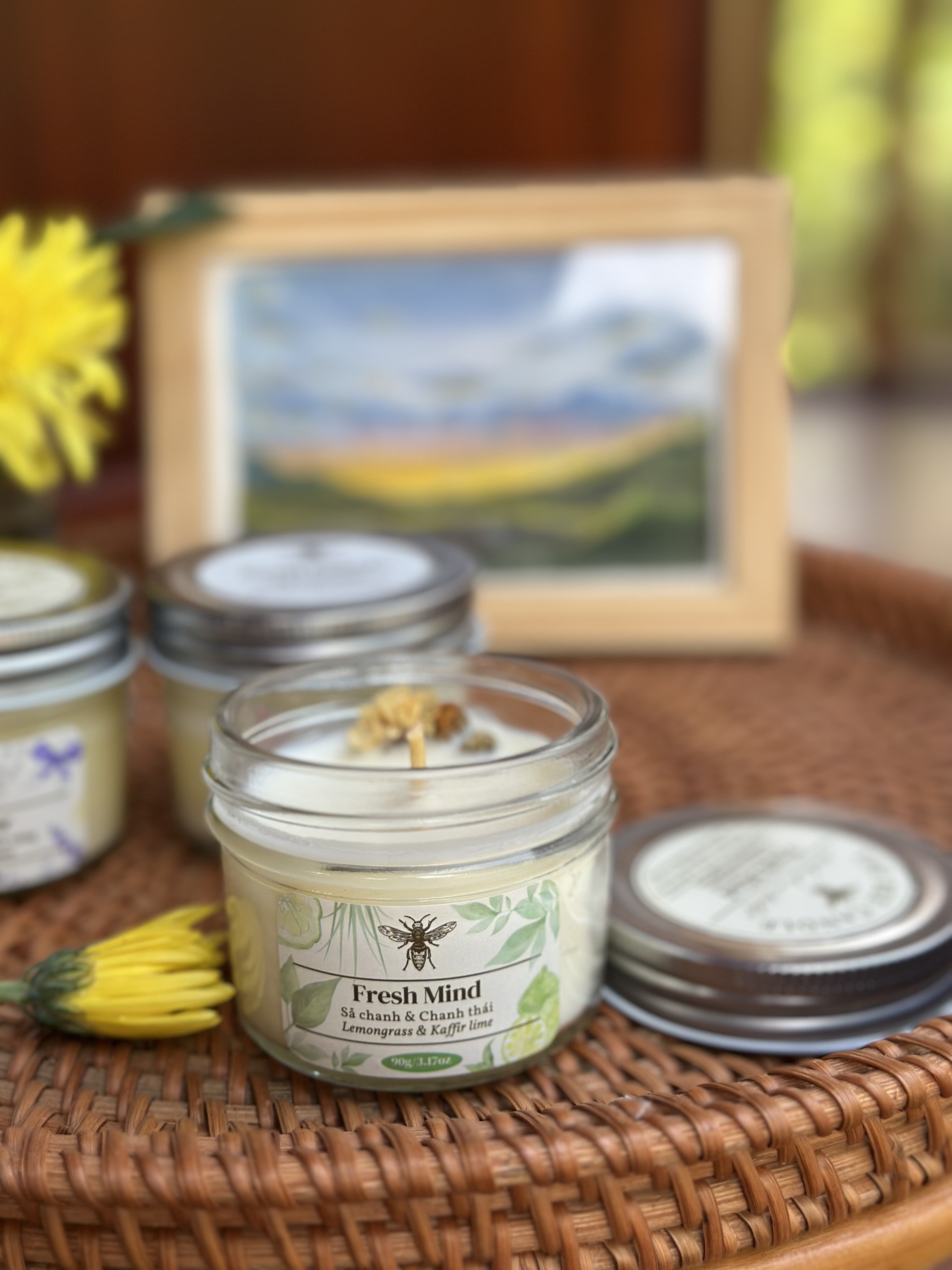 NẾN SÁP ONG HƯƠNG THẢO MỘC TỰ NHIÊN