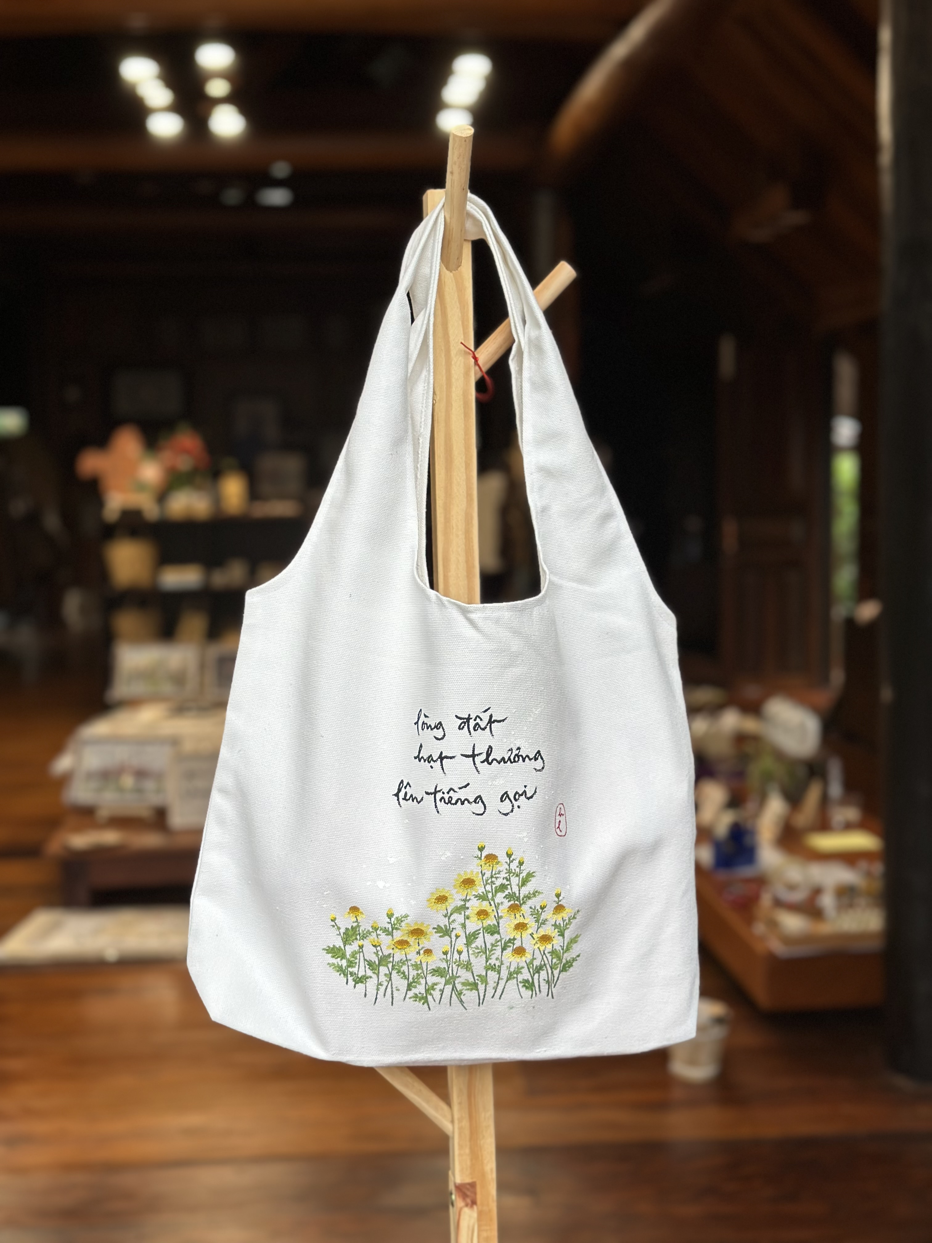 TÚI CANVAS MỎNG ĐEO VAI VẼ TAY