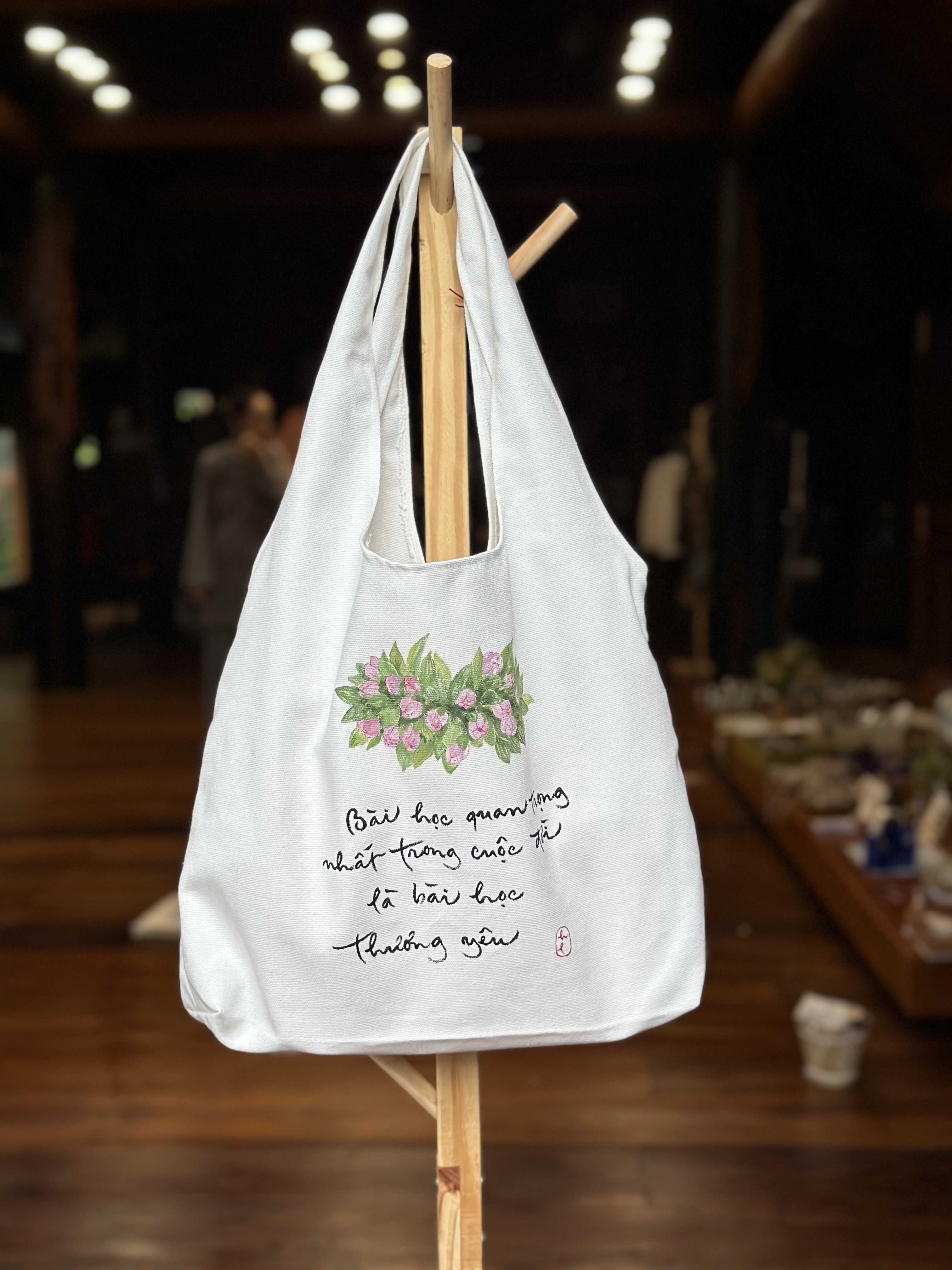 TÚI CANVAS MỎNG ĐEO VAI VẼ TAY