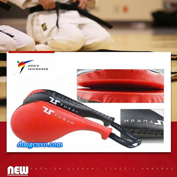 Vợt Đá Đôi TUSAH Vân Carbon Cao Cấp – Đích Đá Taekwondo Chuẩn WT