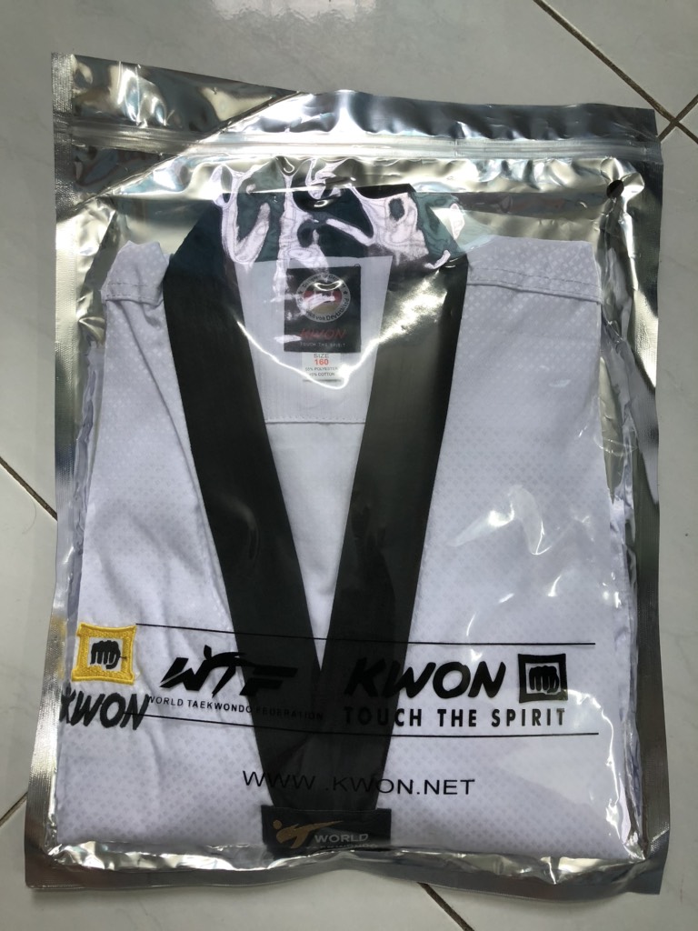 VÕ PHỤC TAEKWONDO KWON VẢI MỎNG NHE