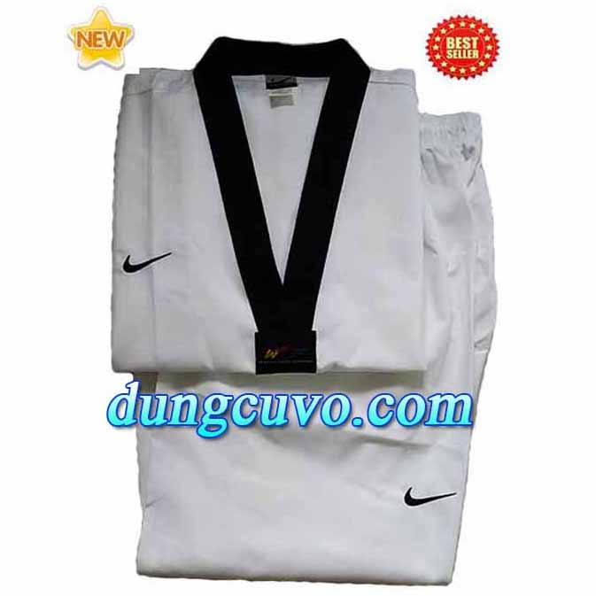 VÕ PHỤC NIKE