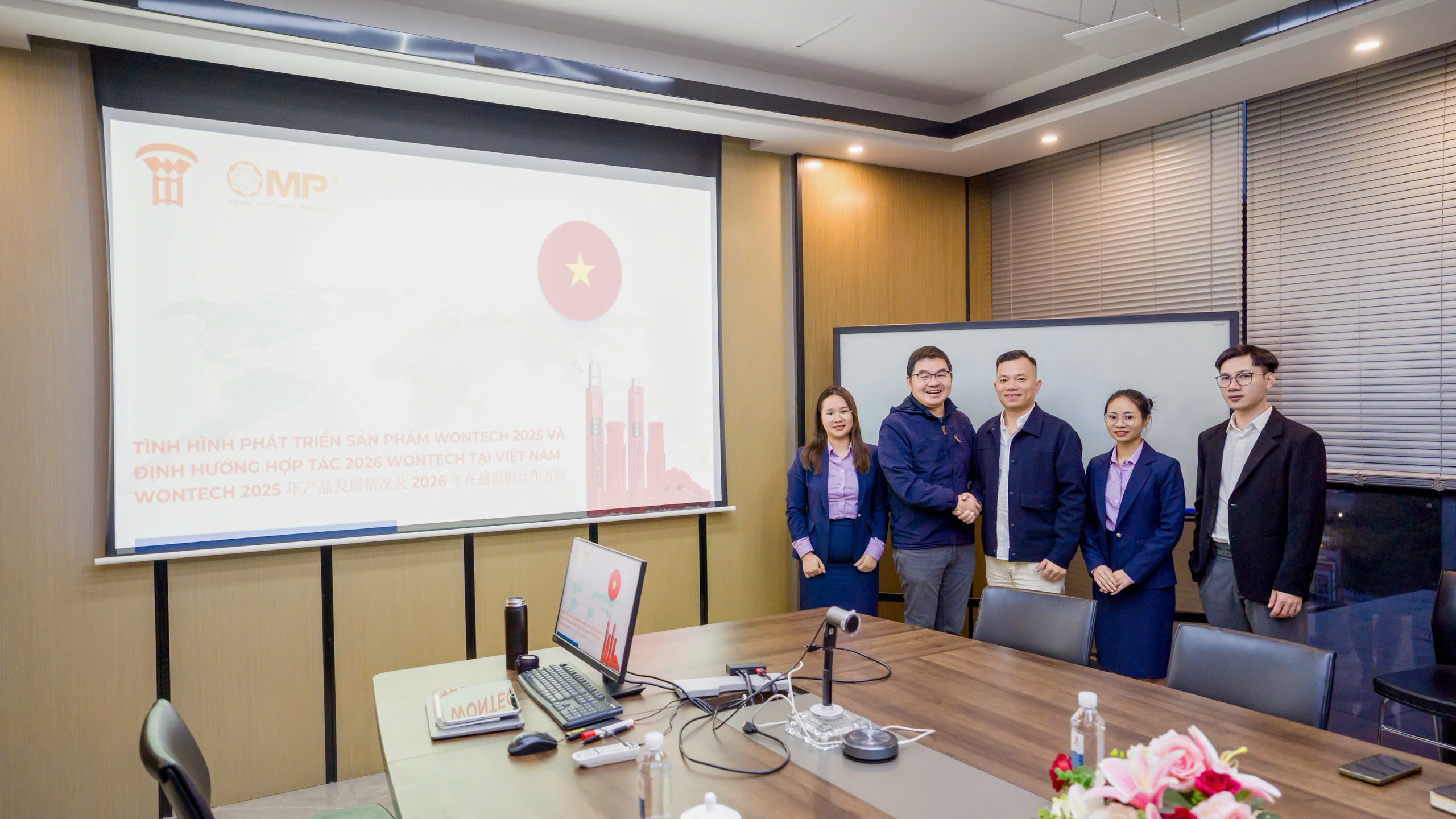 MINH PHÁT THAM QUAN NHÀ MÁY WONTECH TẠI HỒ NAM